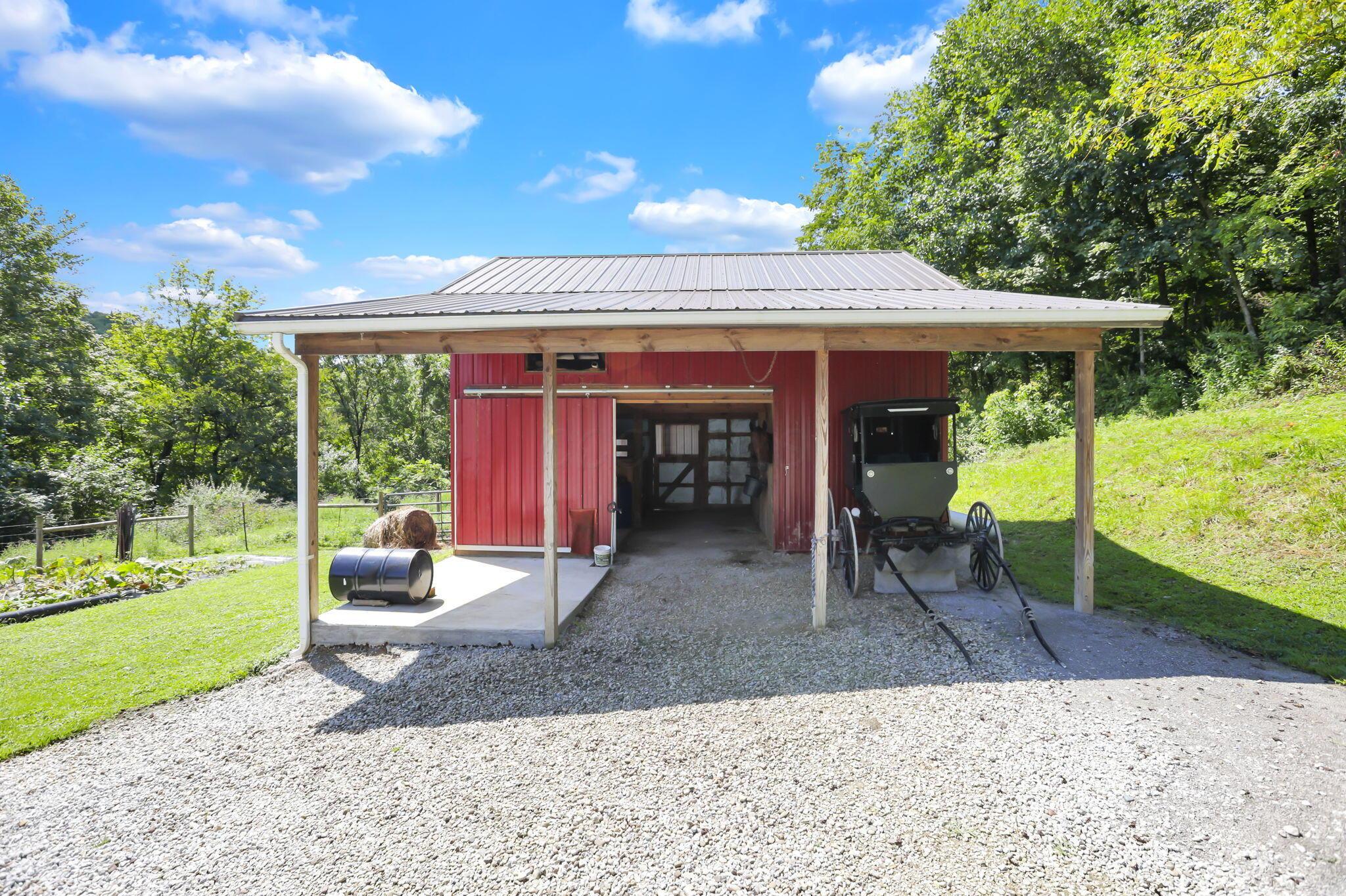 50023 Glady Road Property Photo 36