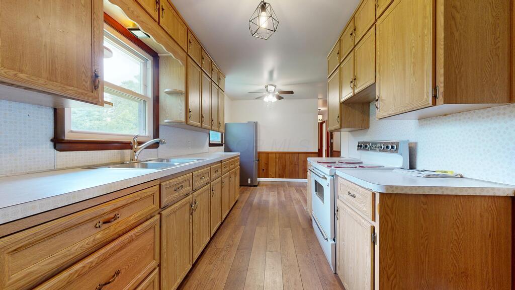 6909 Township Road 92 Property Photo 11