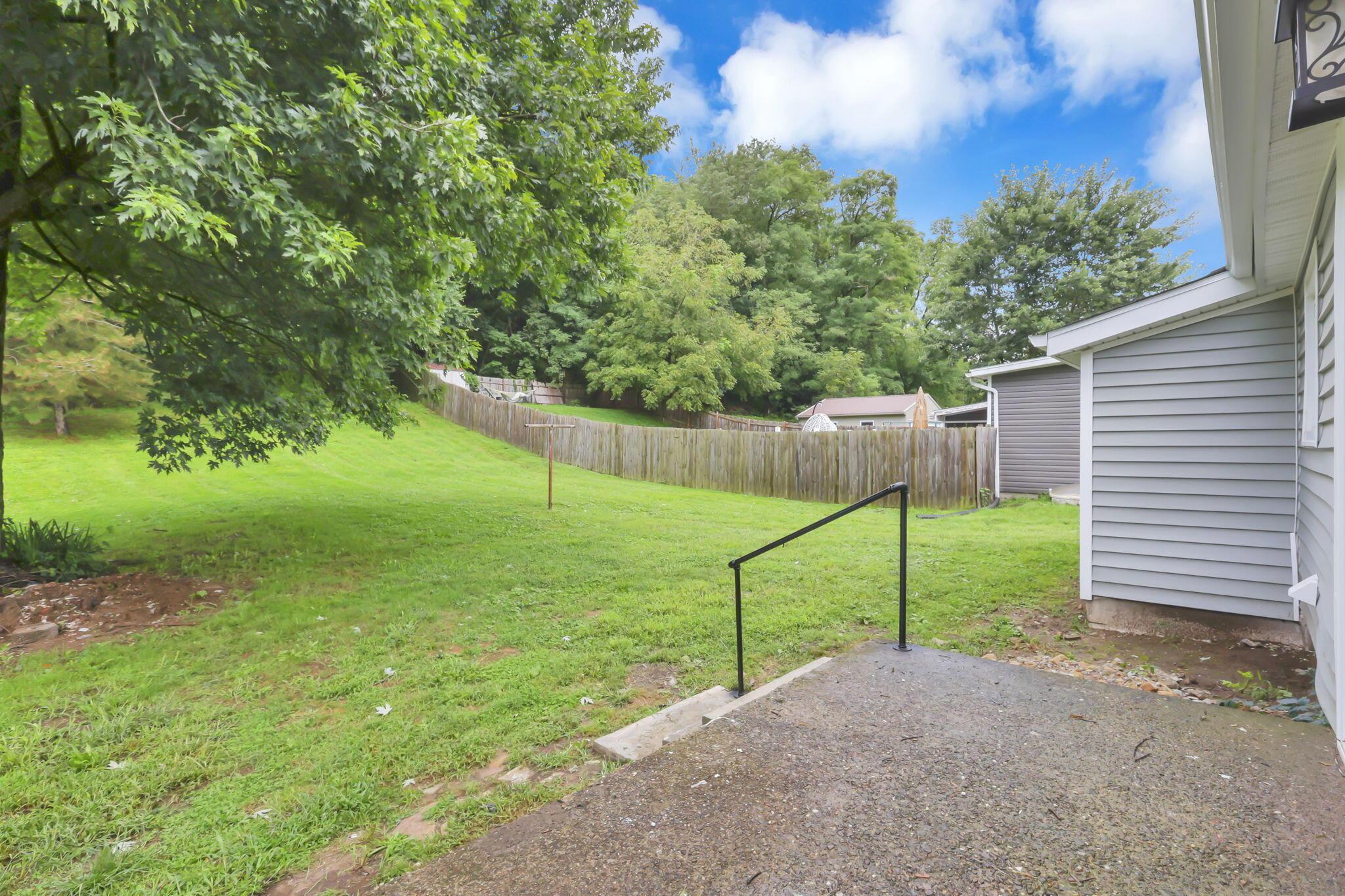 1641 Penn Street Property Photo 26