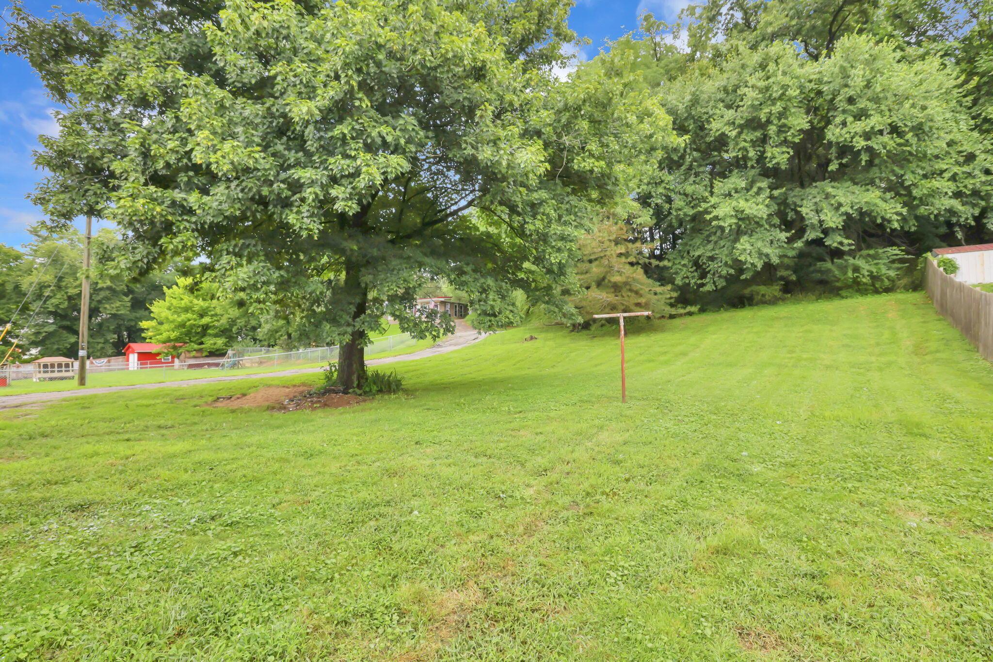 1641 Penn Street Property Photo 27