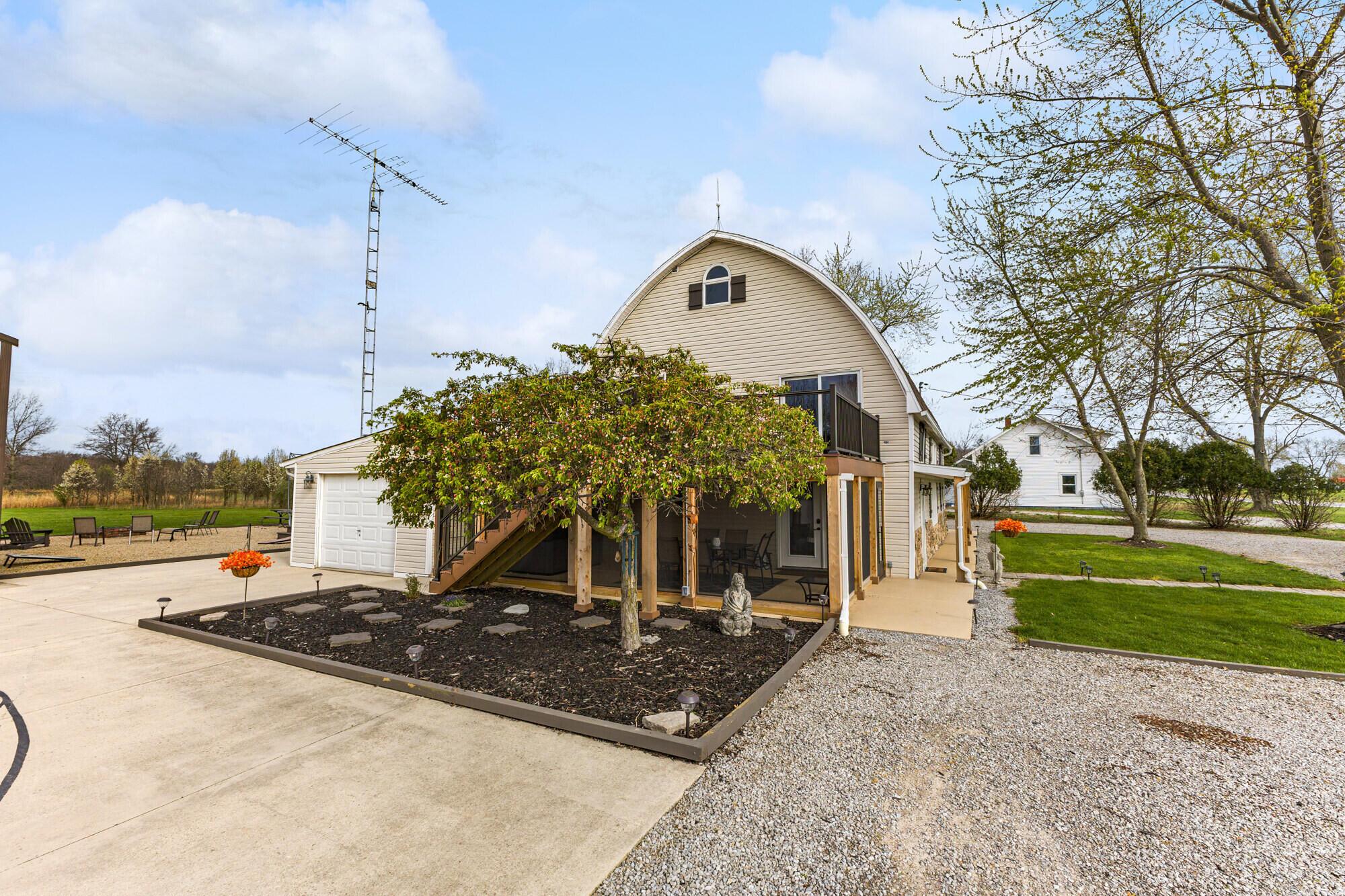 2350 S Wapak Road Property Photo 4