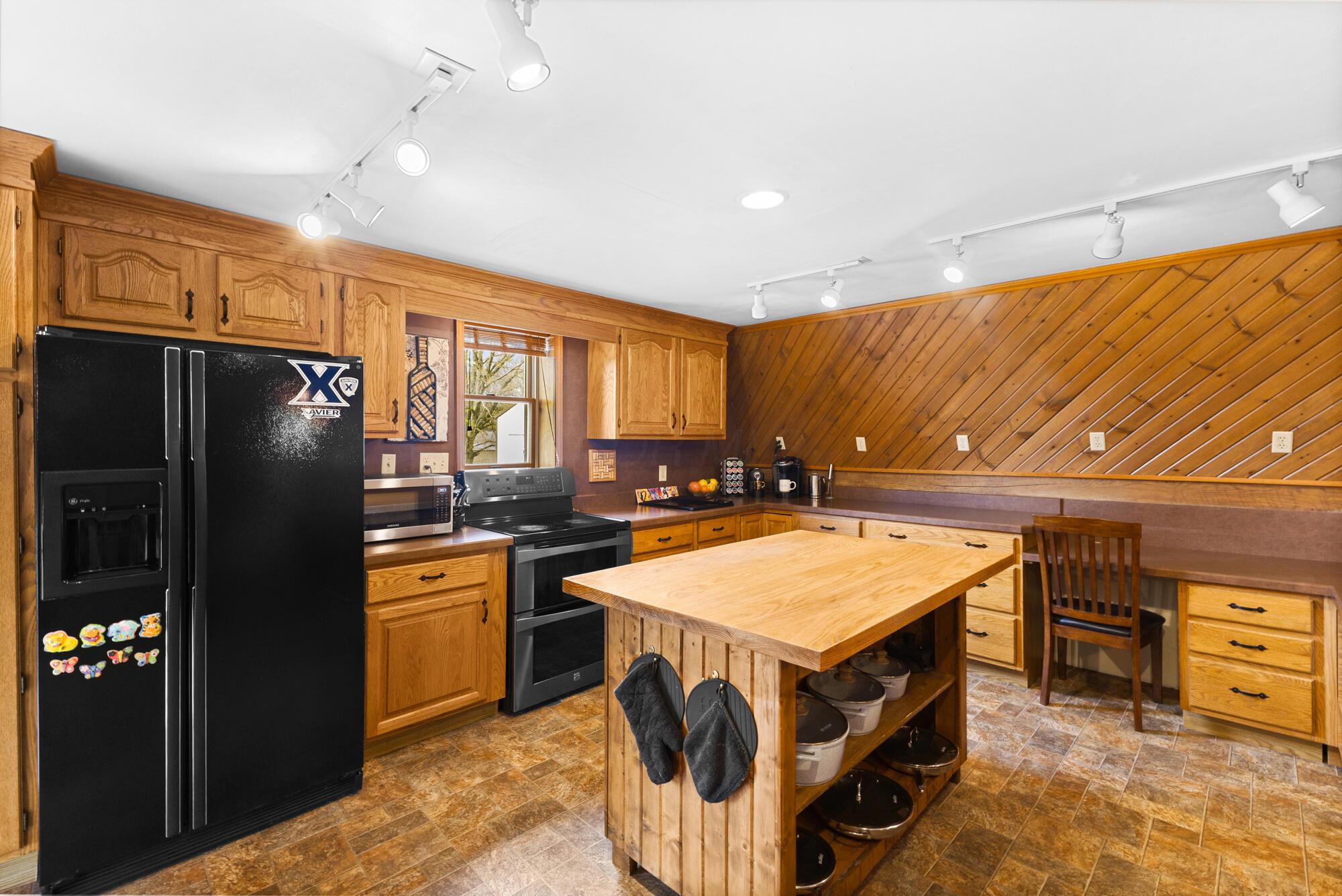 2350 S Wapak Road Property Photo 36