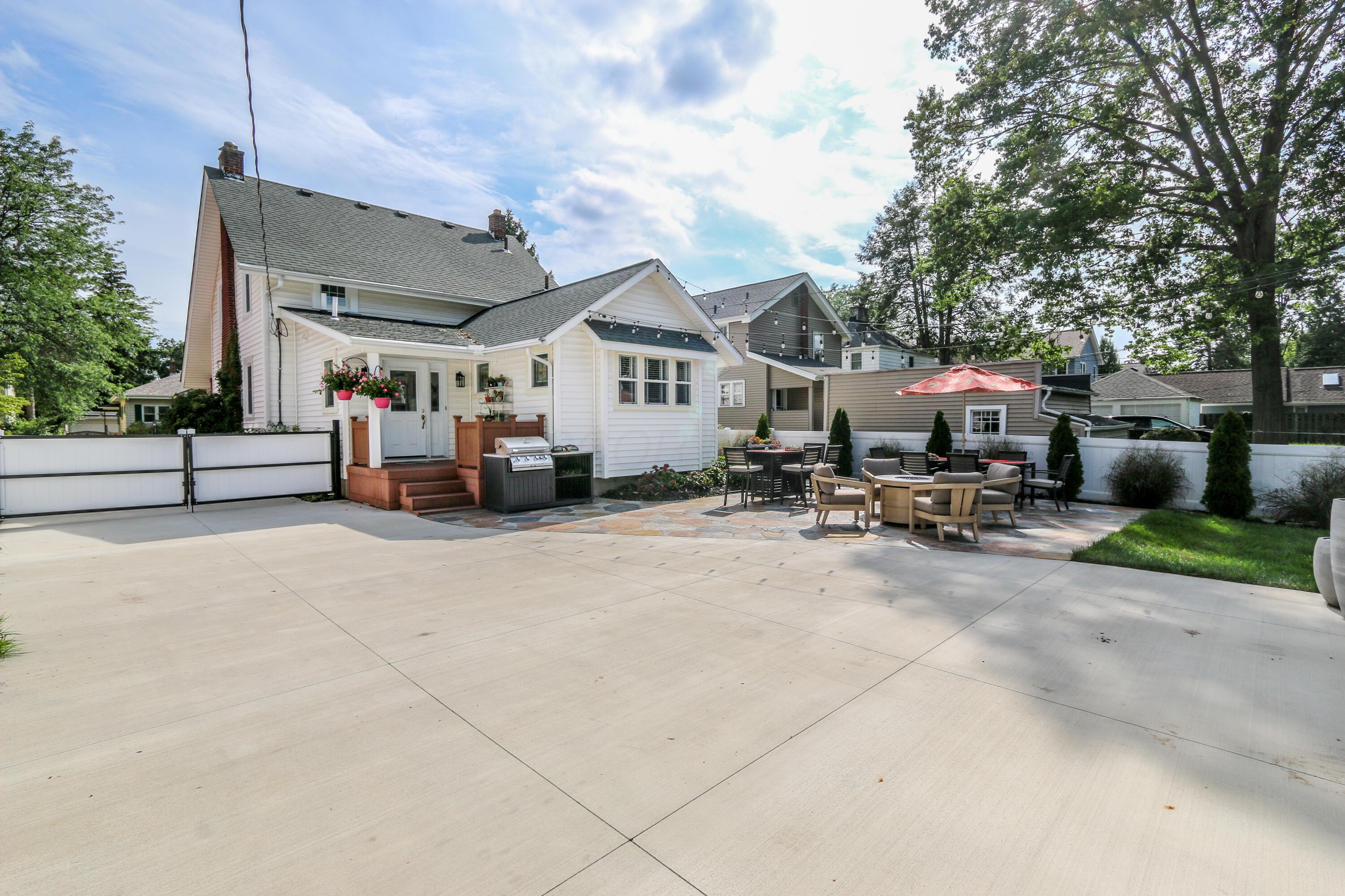 448 E Dunedin Road Property Photo 62