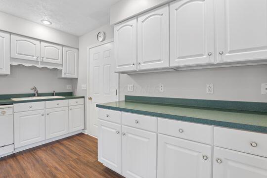 384 Bishop Drive Property Photo 10