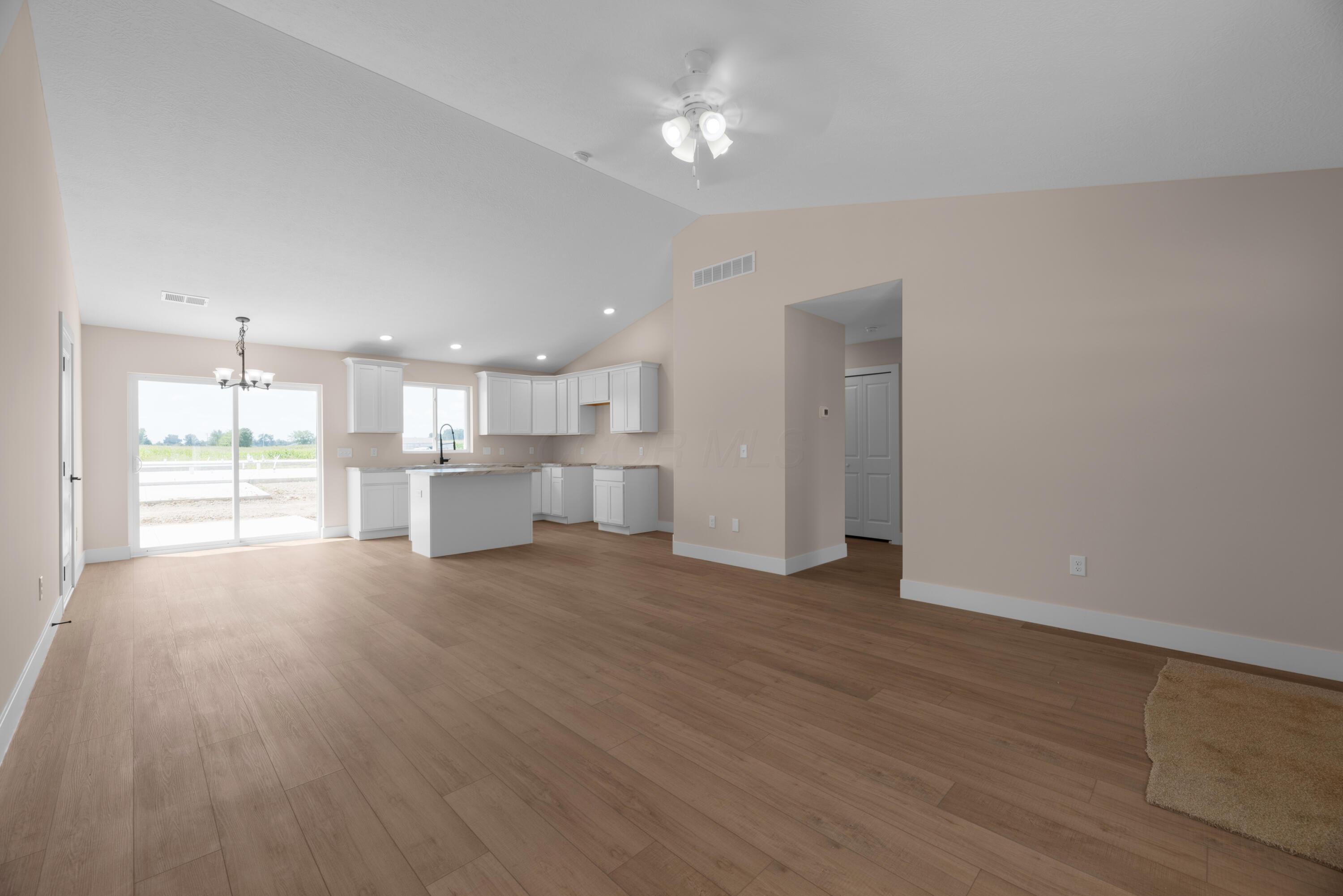 204 Cumberland Meadows Circle Property Photo 5