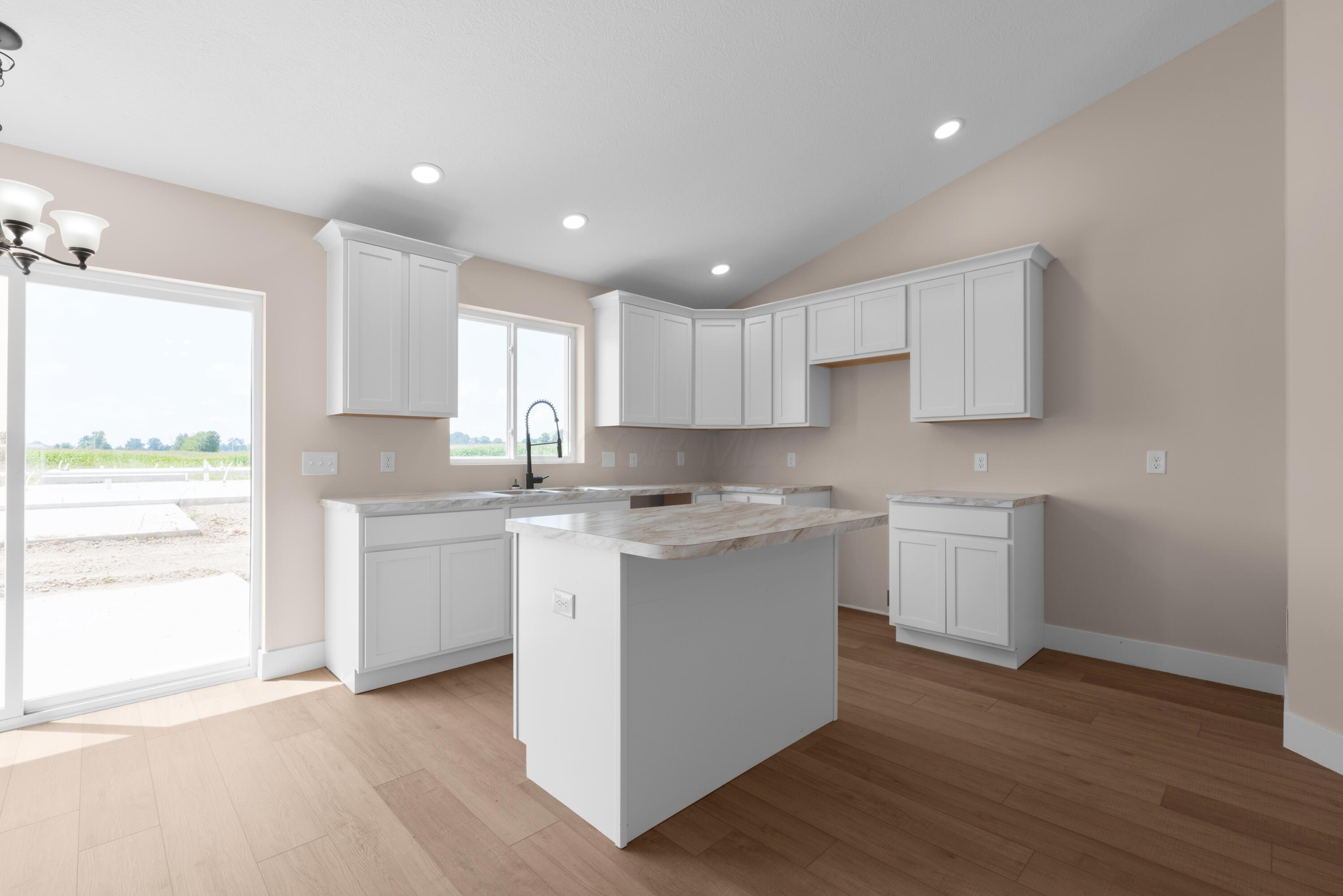 204 Cumberland Meadows Circle Property Photo 8