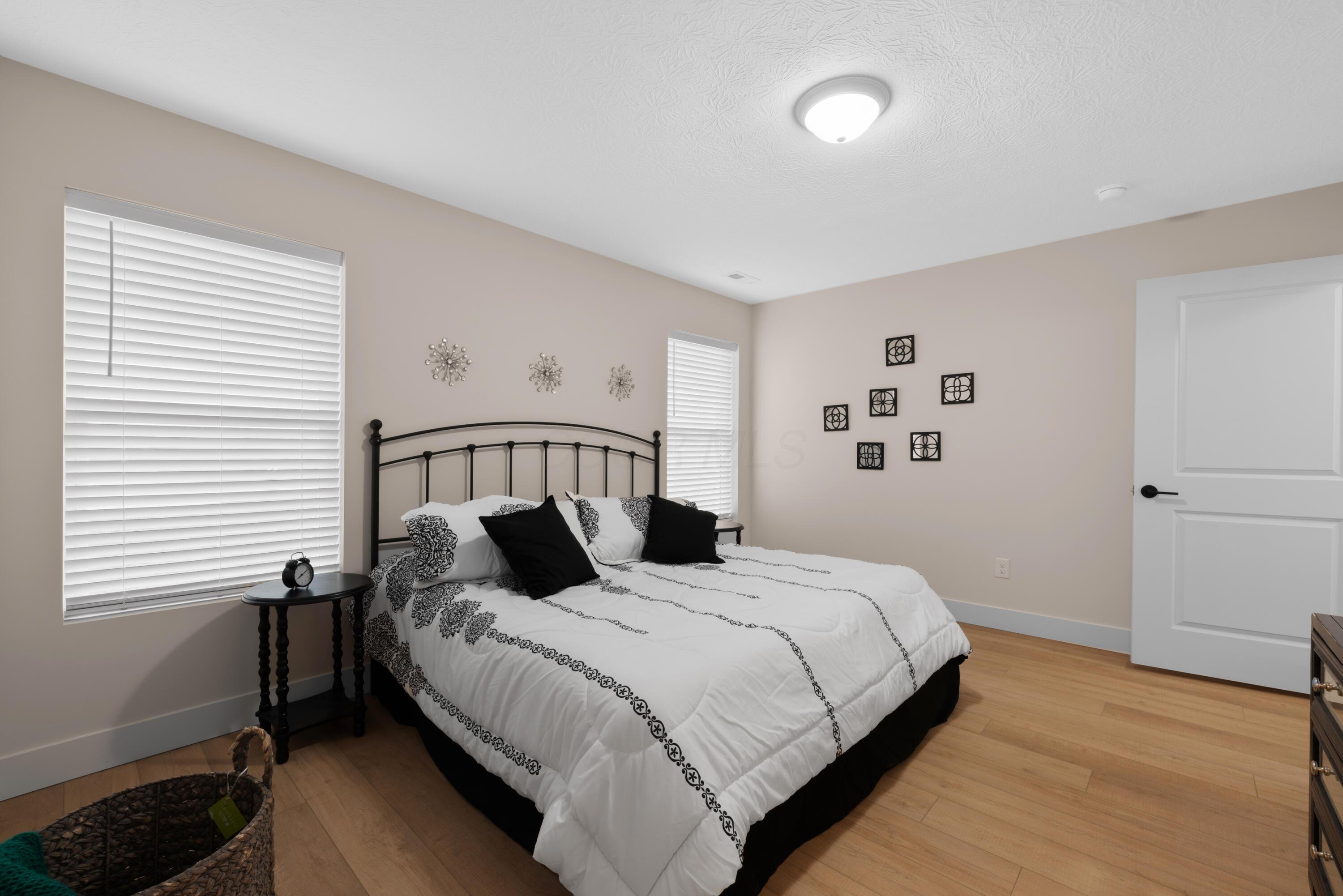 208 Cumberland Meadows Circle Property Photo 19
