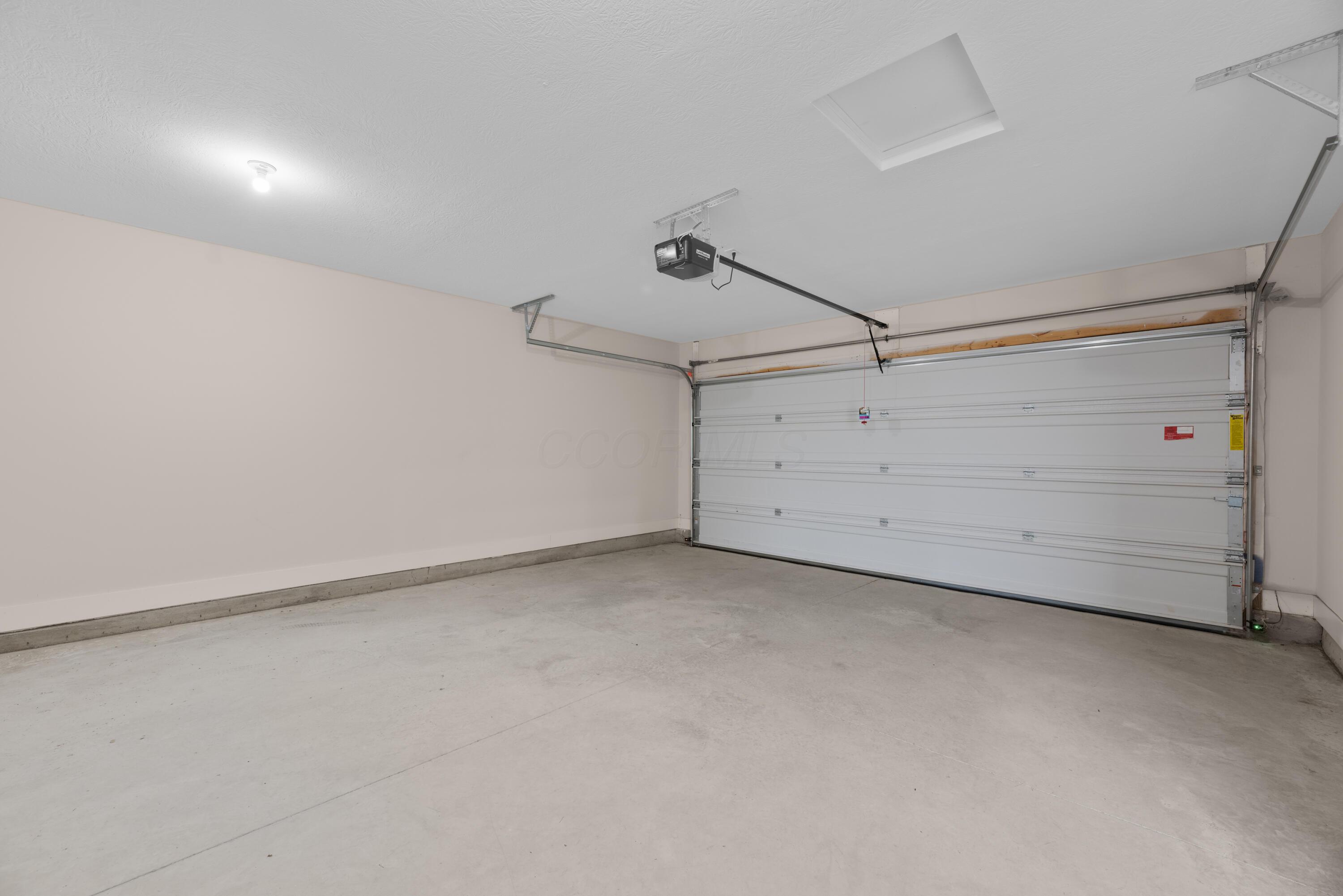 208 Cumberland Meadows Circle Property Photo 38