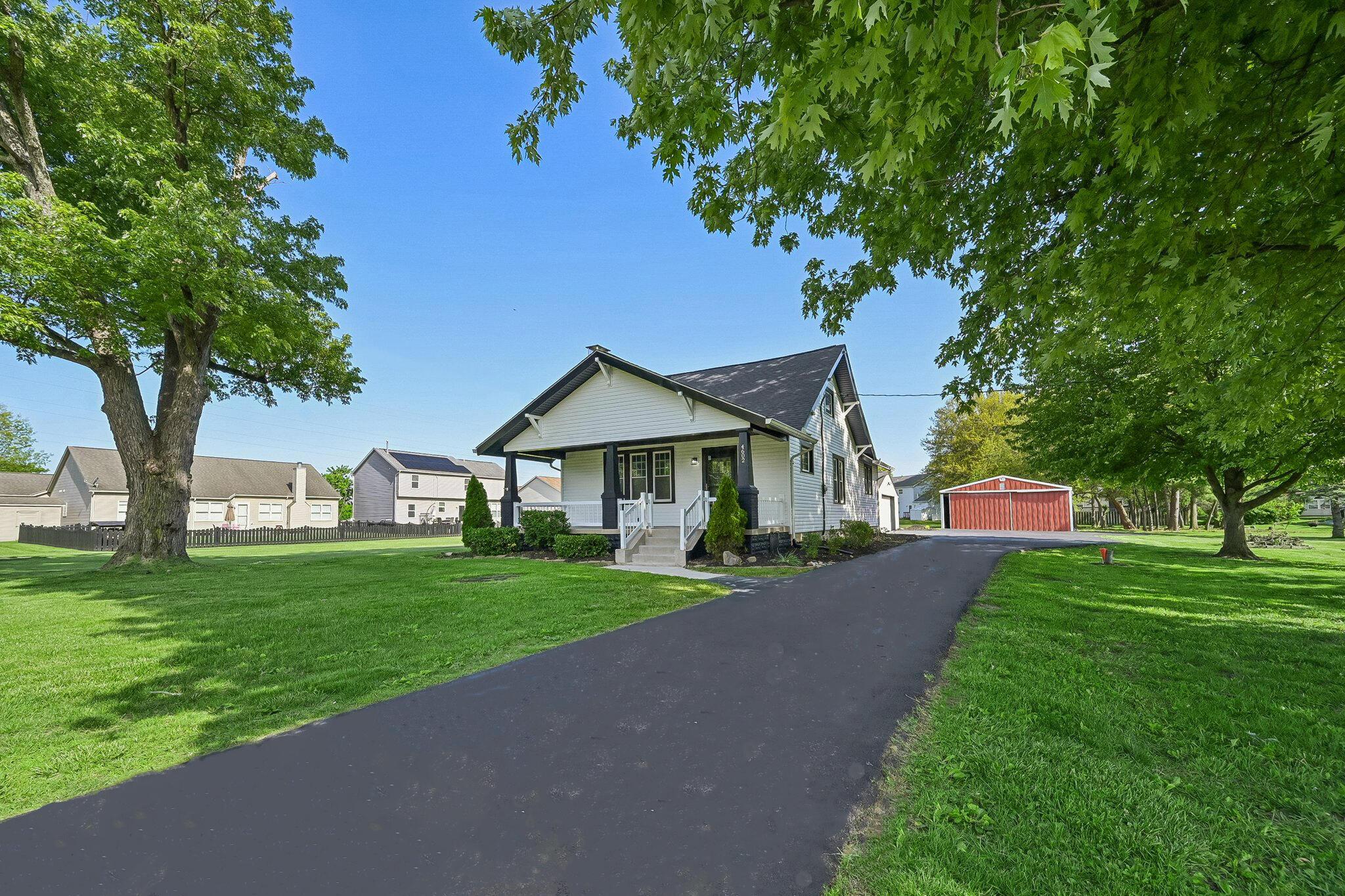 4602 Grove City Road Property Photo 1