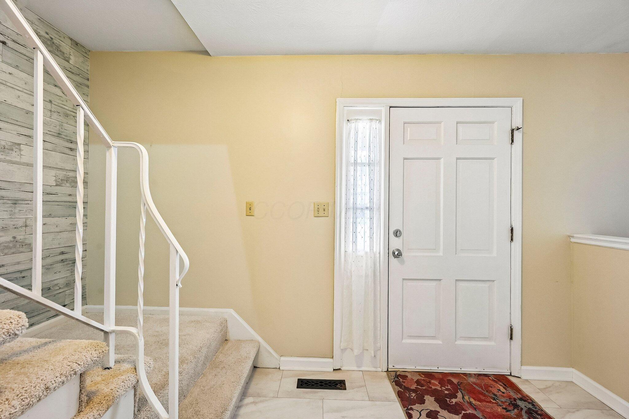 402 Worman Drive Property Photo 4