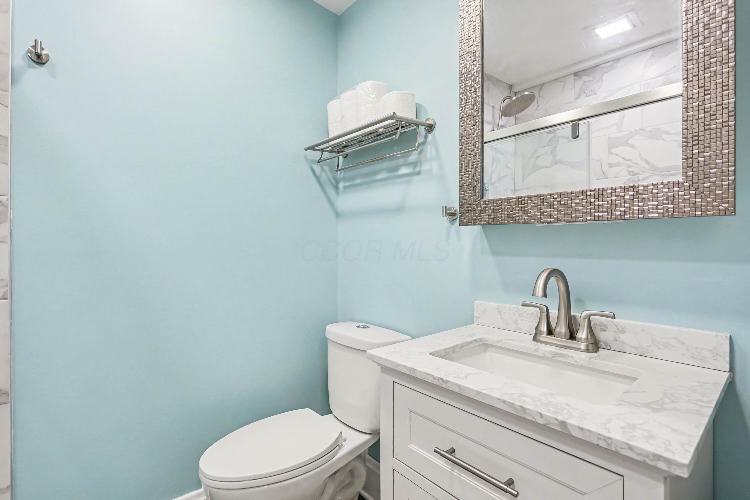 991 Lawrence Drive Property Photo 32