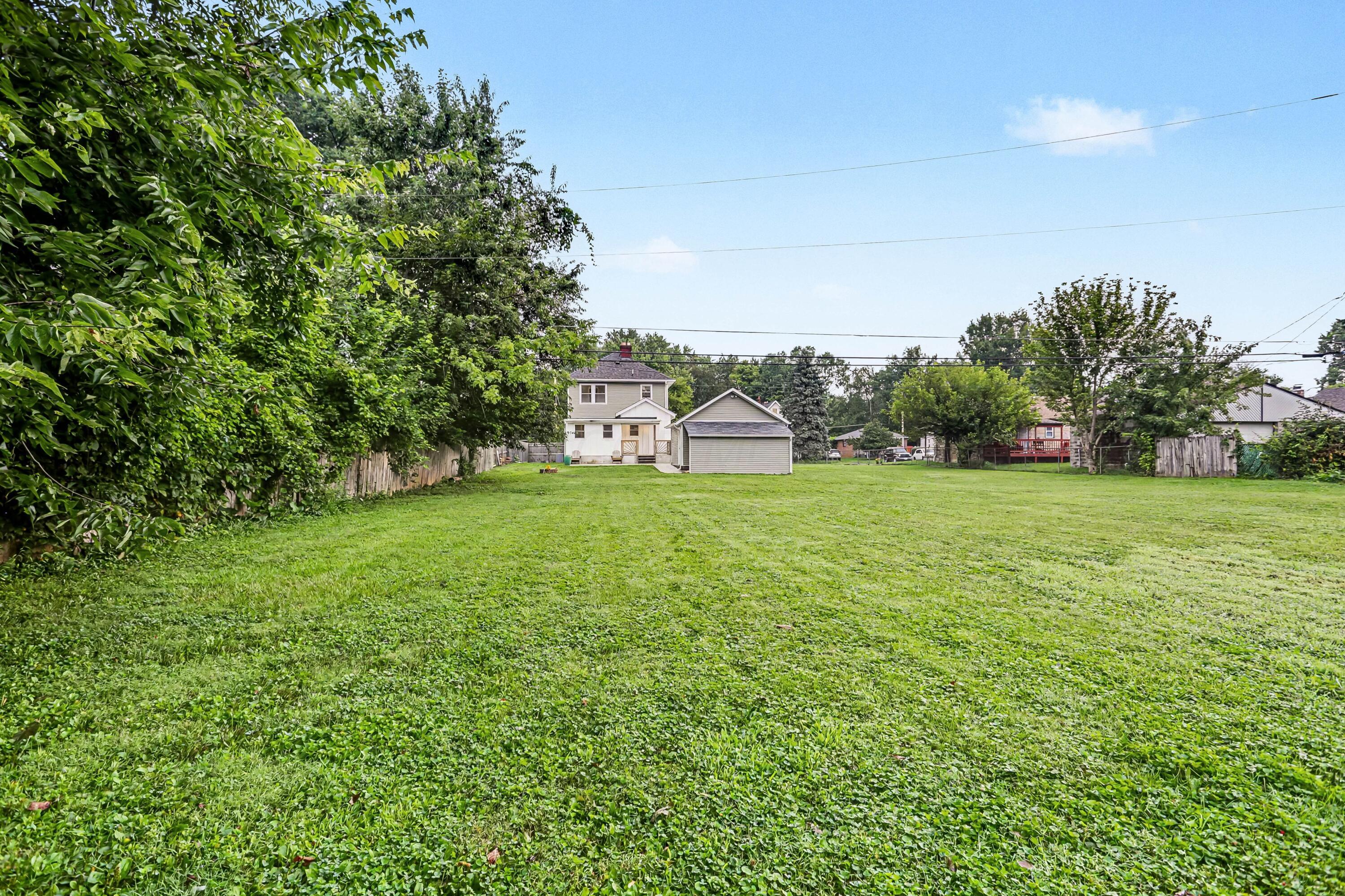 991 Lawrence Drive Property Photo 33