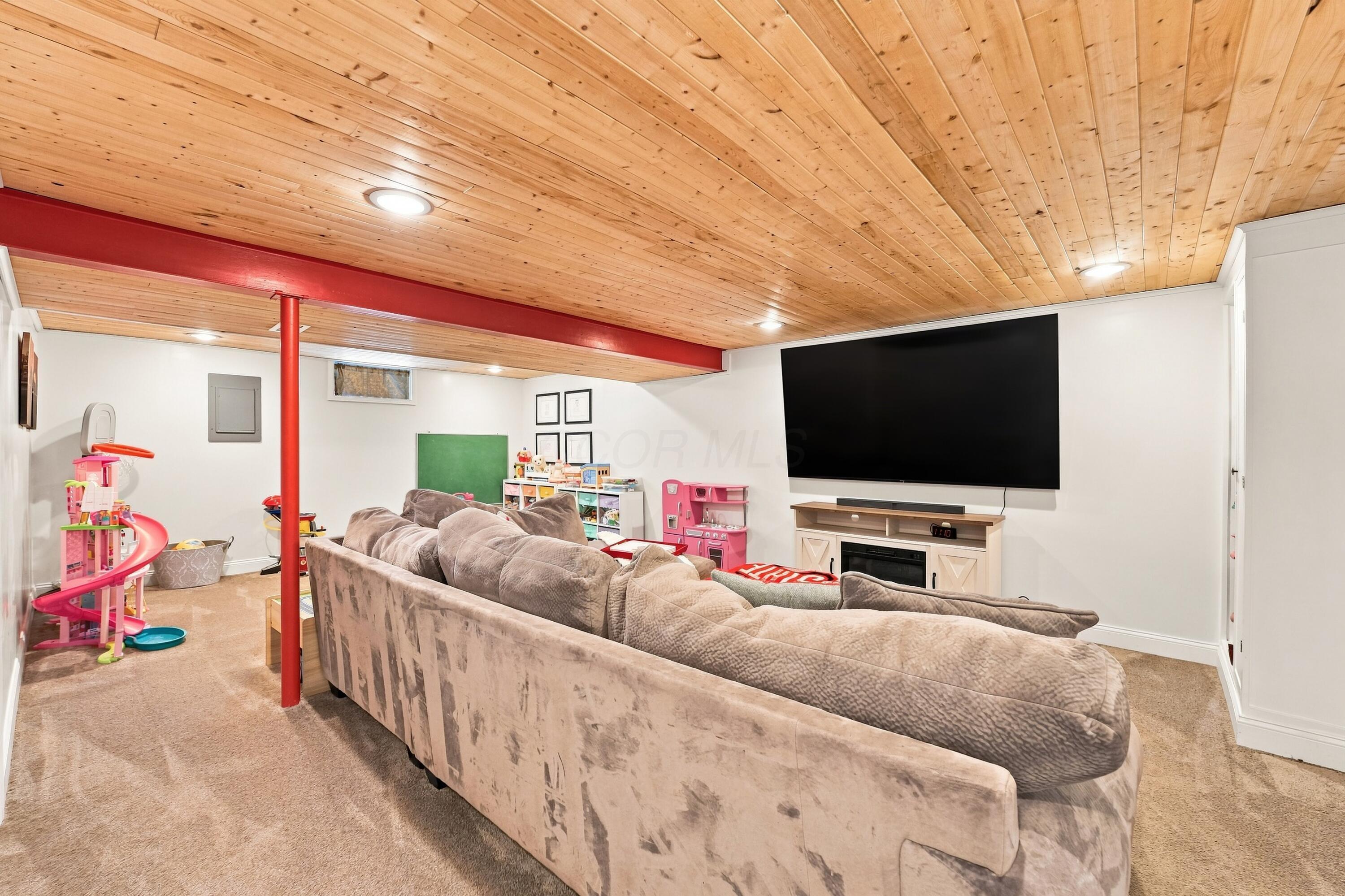 7864 Stanburn Road Property Photo 21