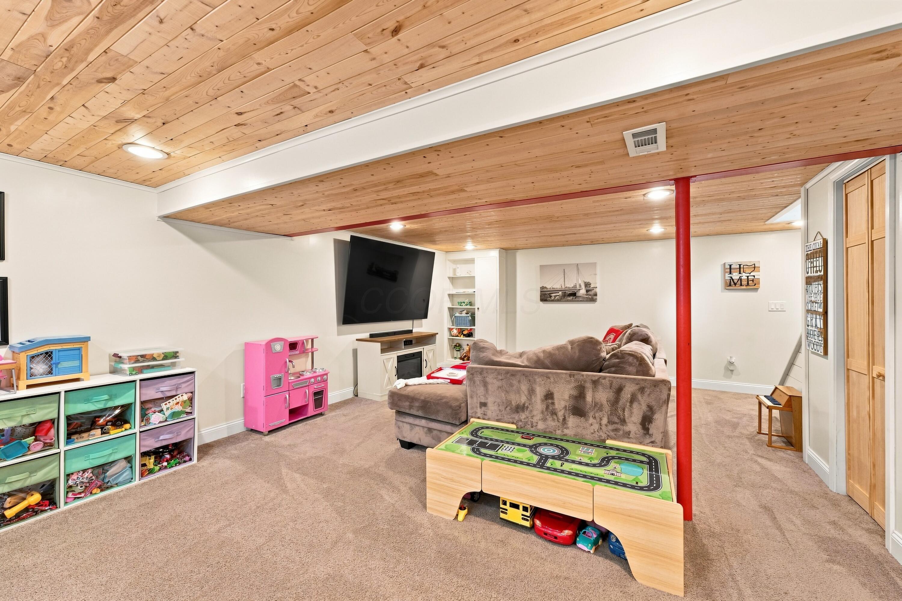 7864 Stanburn Road Property Photo 22
