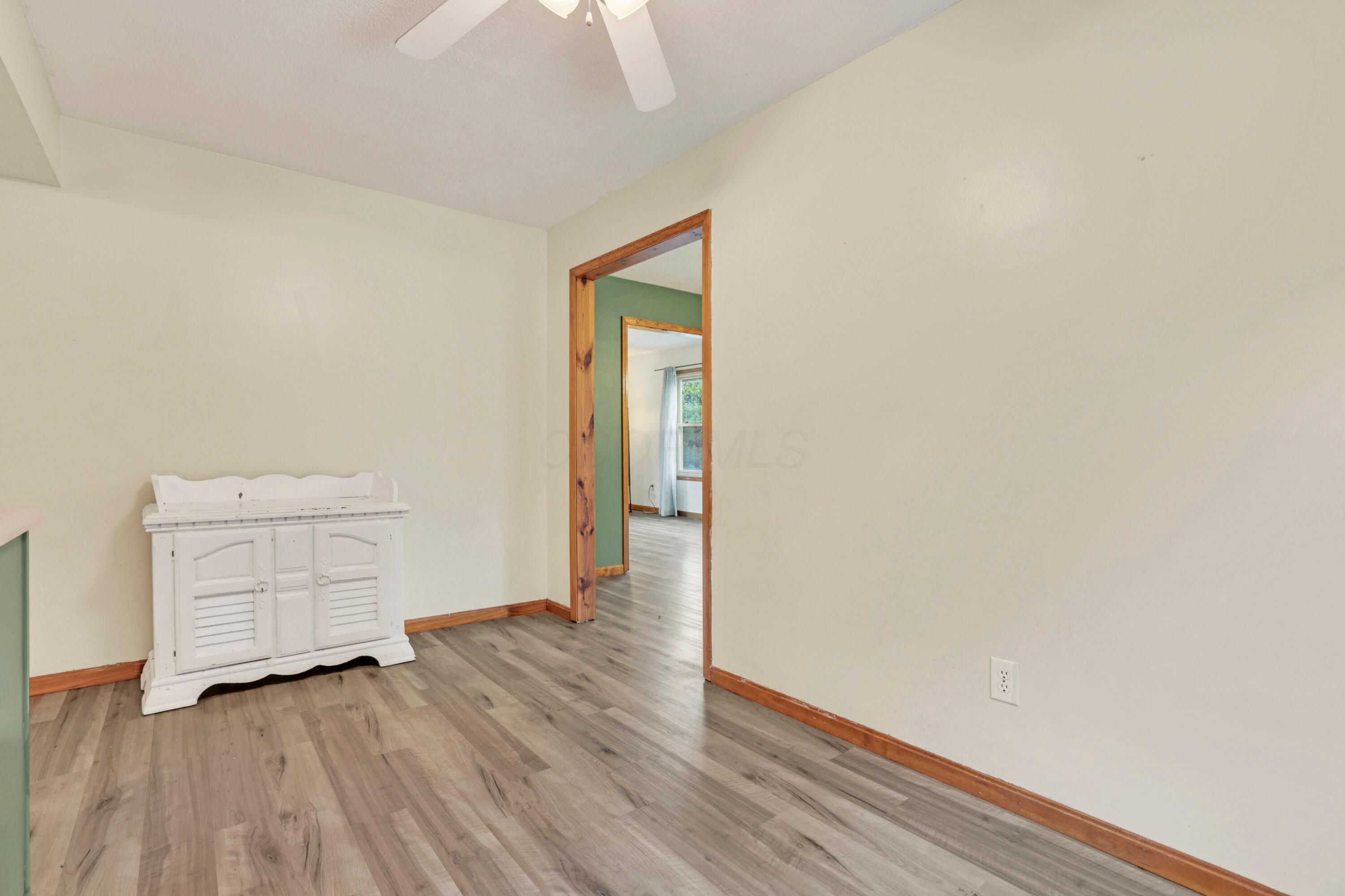 885 Hickory Road Property Photo 9