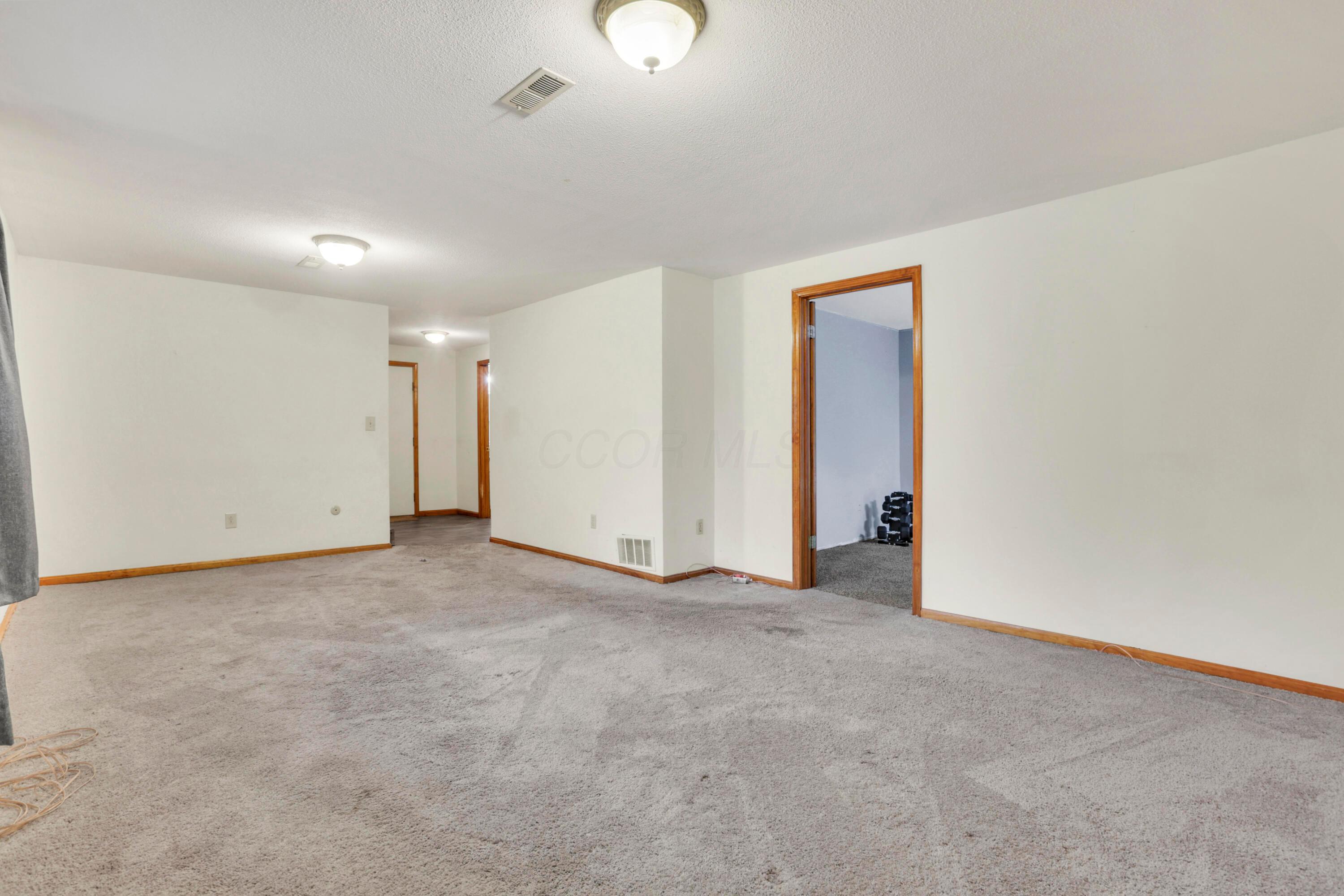 885 Hickory Road Property Photo 29