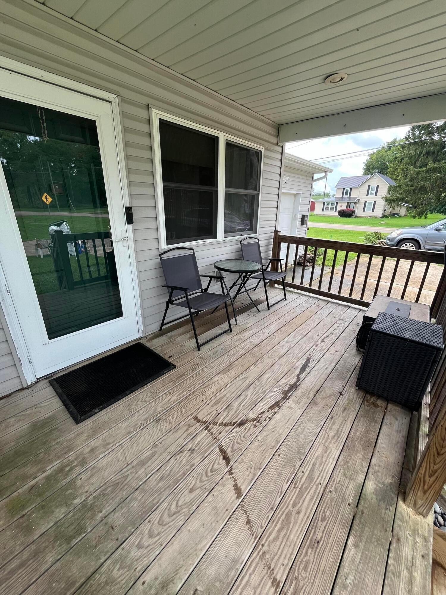 1 Hickory Property Photo 8