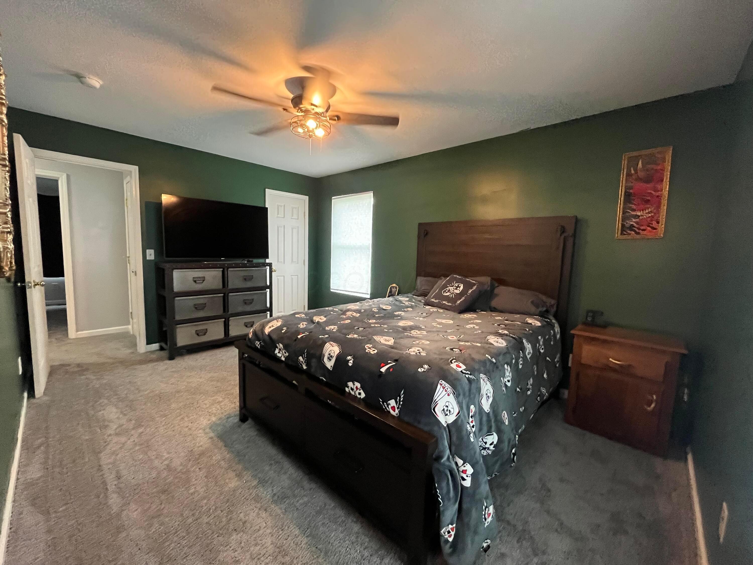 1 Hickory Property Photo 21