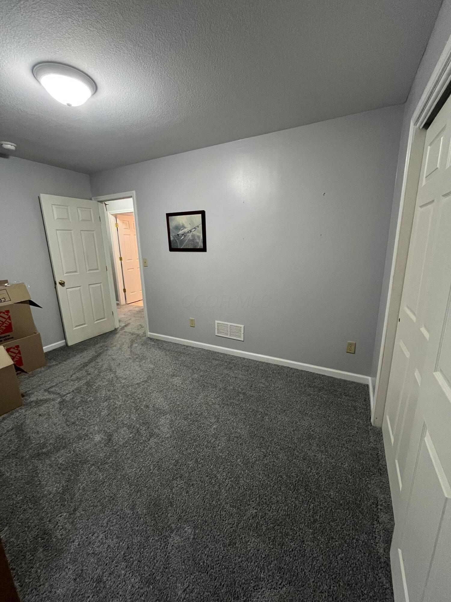 1 Hickory Property Photo 29