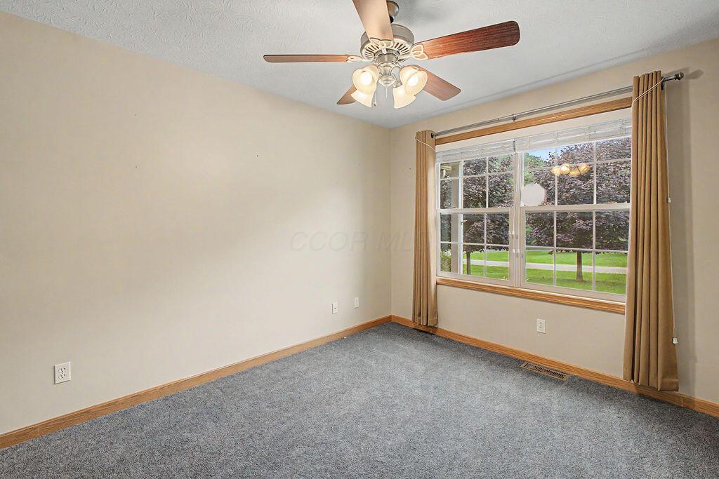 3670 Apple Valley Drive Property Photo 12