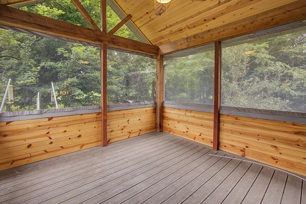 3670 Apple Valley Drive Property Photo 22