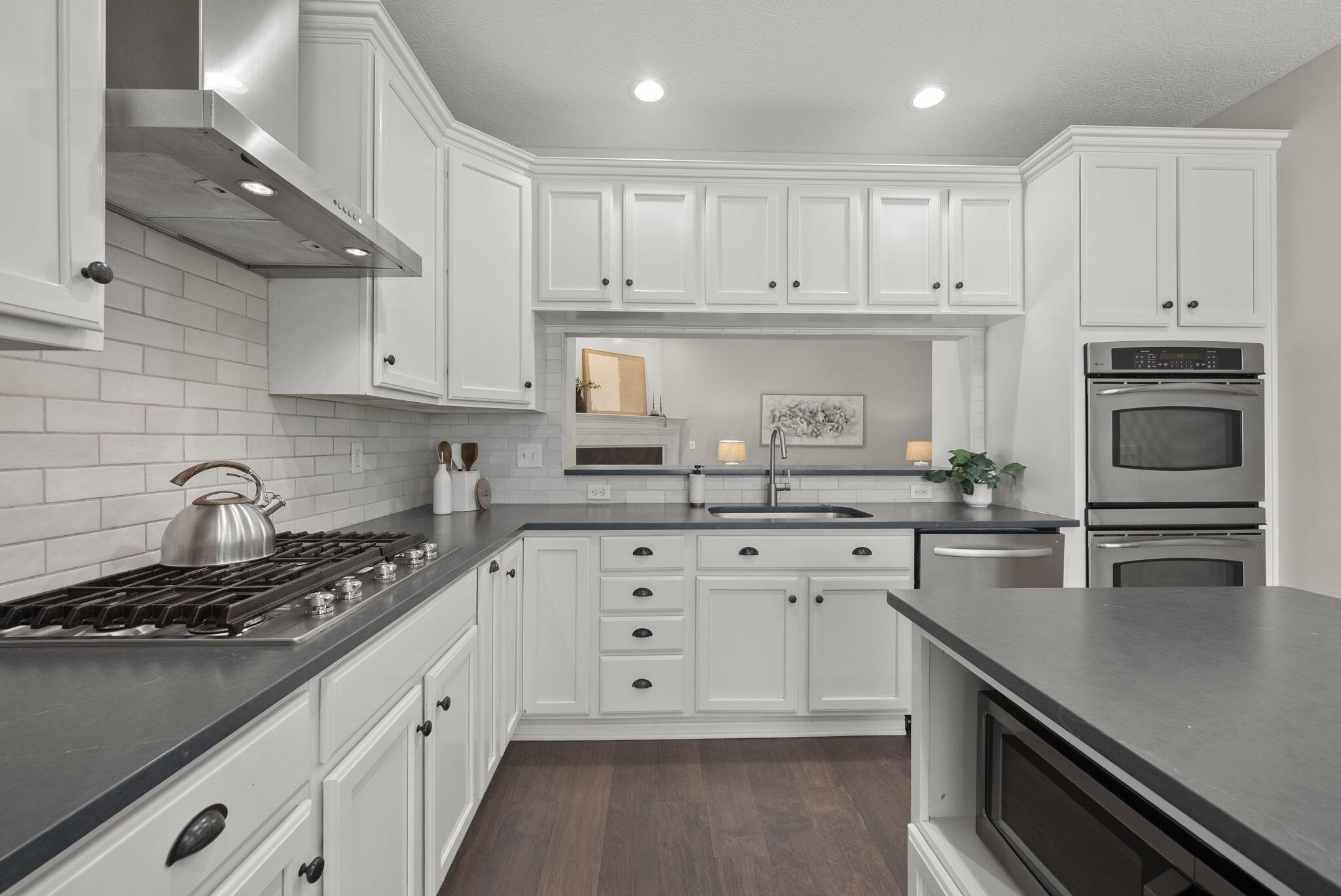 4979 Hearthstone Park Drive Property Photo 21