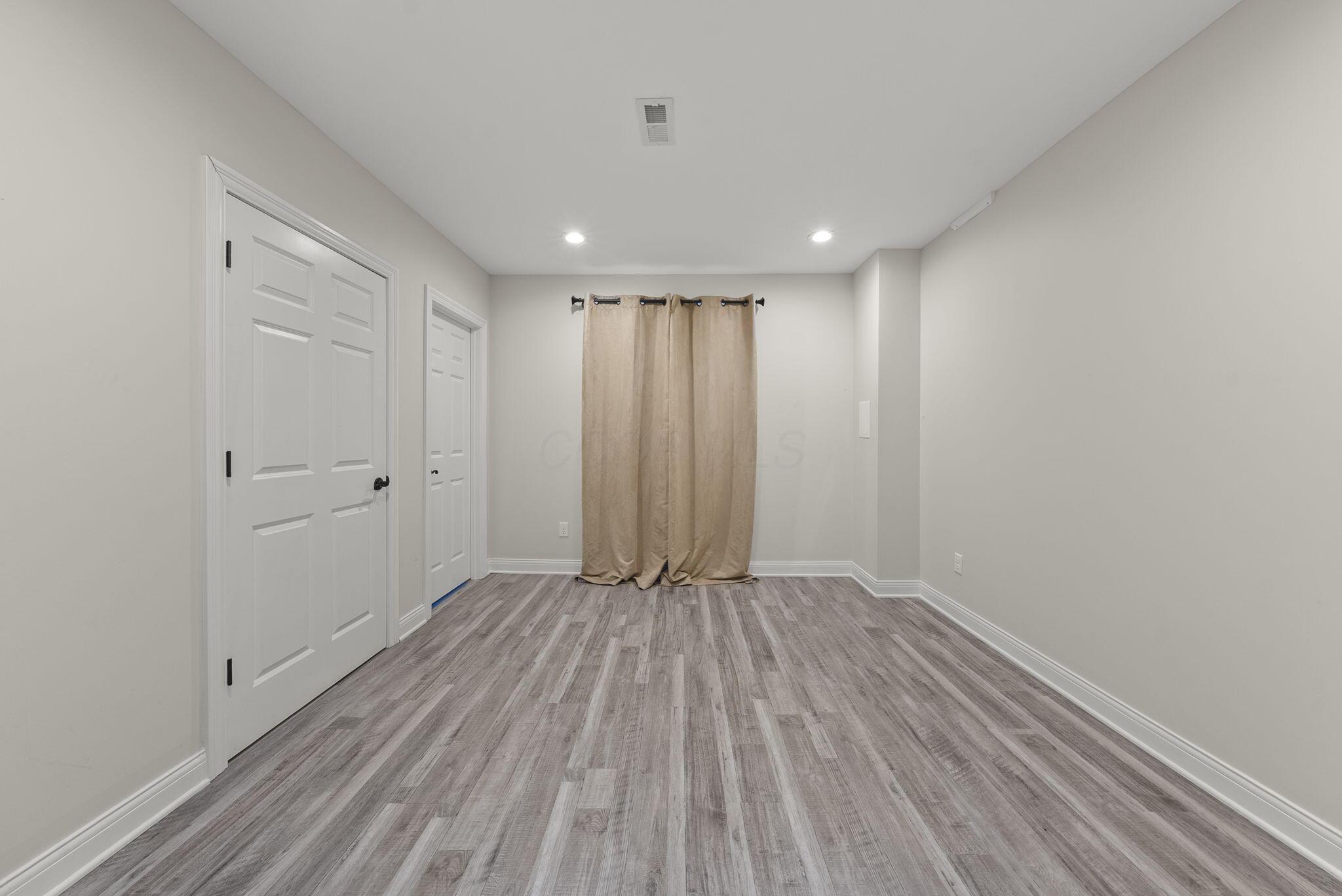 4979 Hearthstone Park Drive Property Photo 49