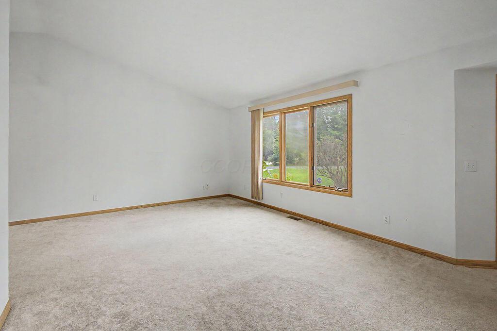 707 Greenbriar Circle Property Photo 7