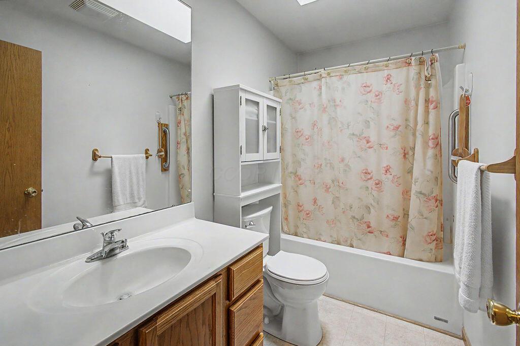 707 Greenbriar Circle Property Photo 11