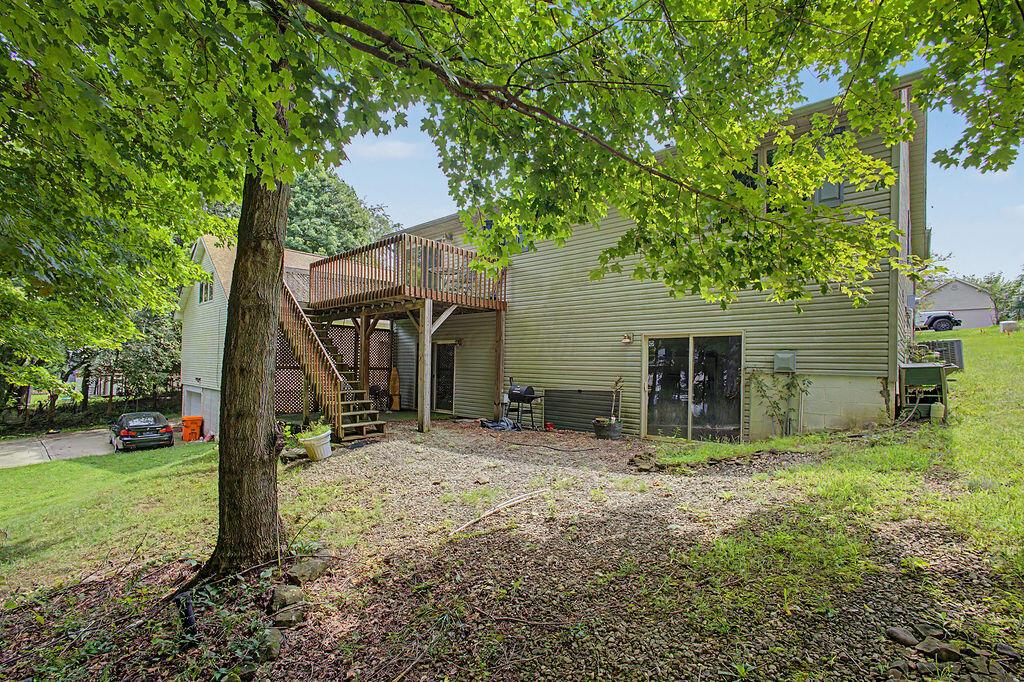 707 Greenbriar Circle Property Photo 21