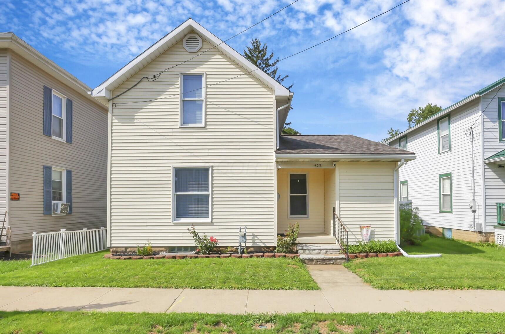409 E Pleasant Street Property Photo 1