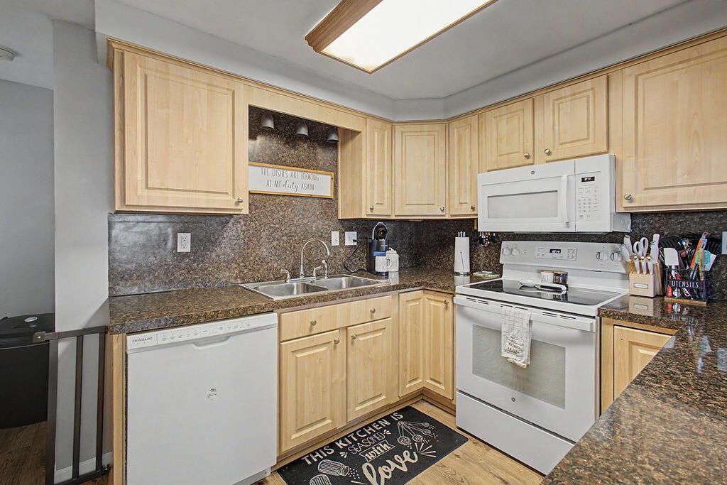 13565 Croton Road Property Photo 2