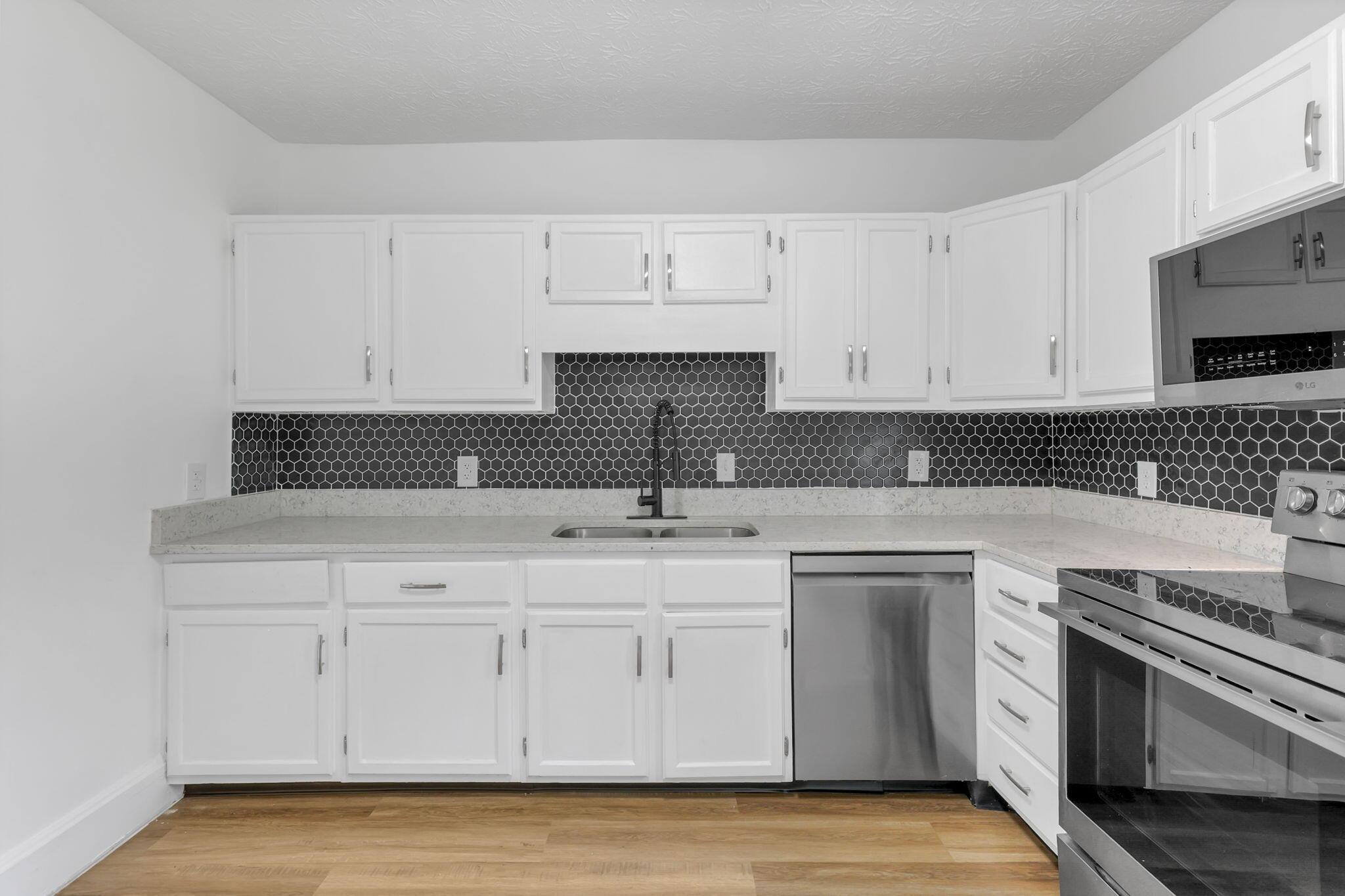 417 Washington Avenue Property Photo 16