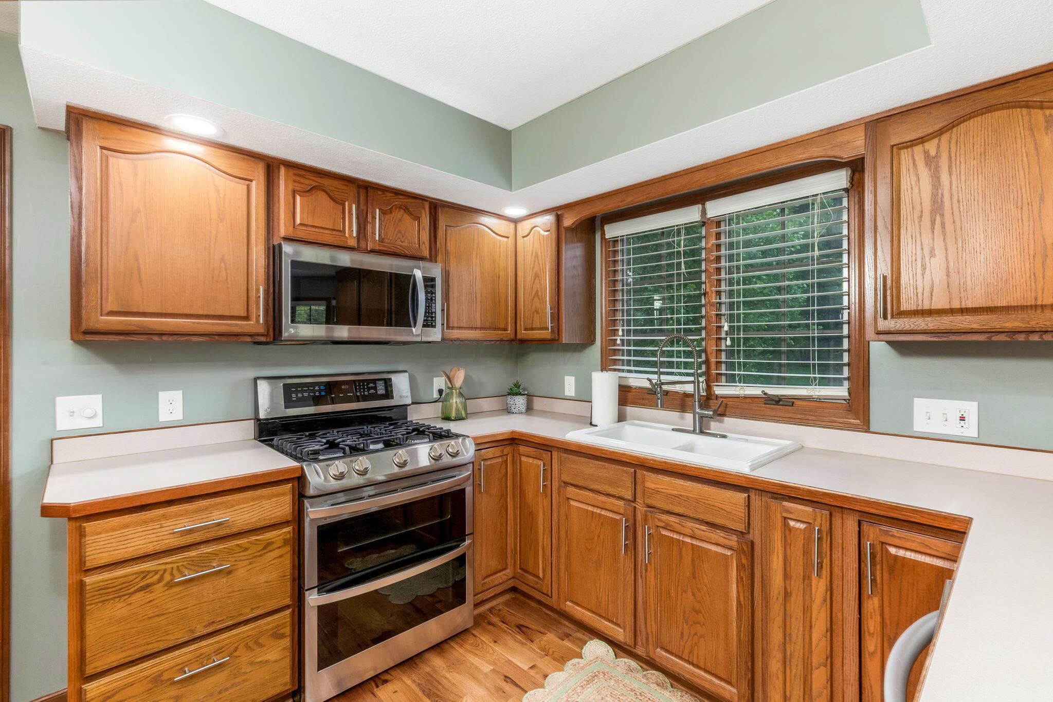 1365 Normandy Drive Property Photo 11