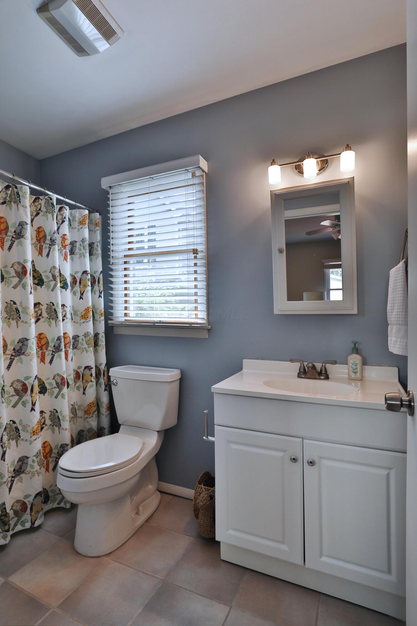 120 W Como Avenue Property Photo 26