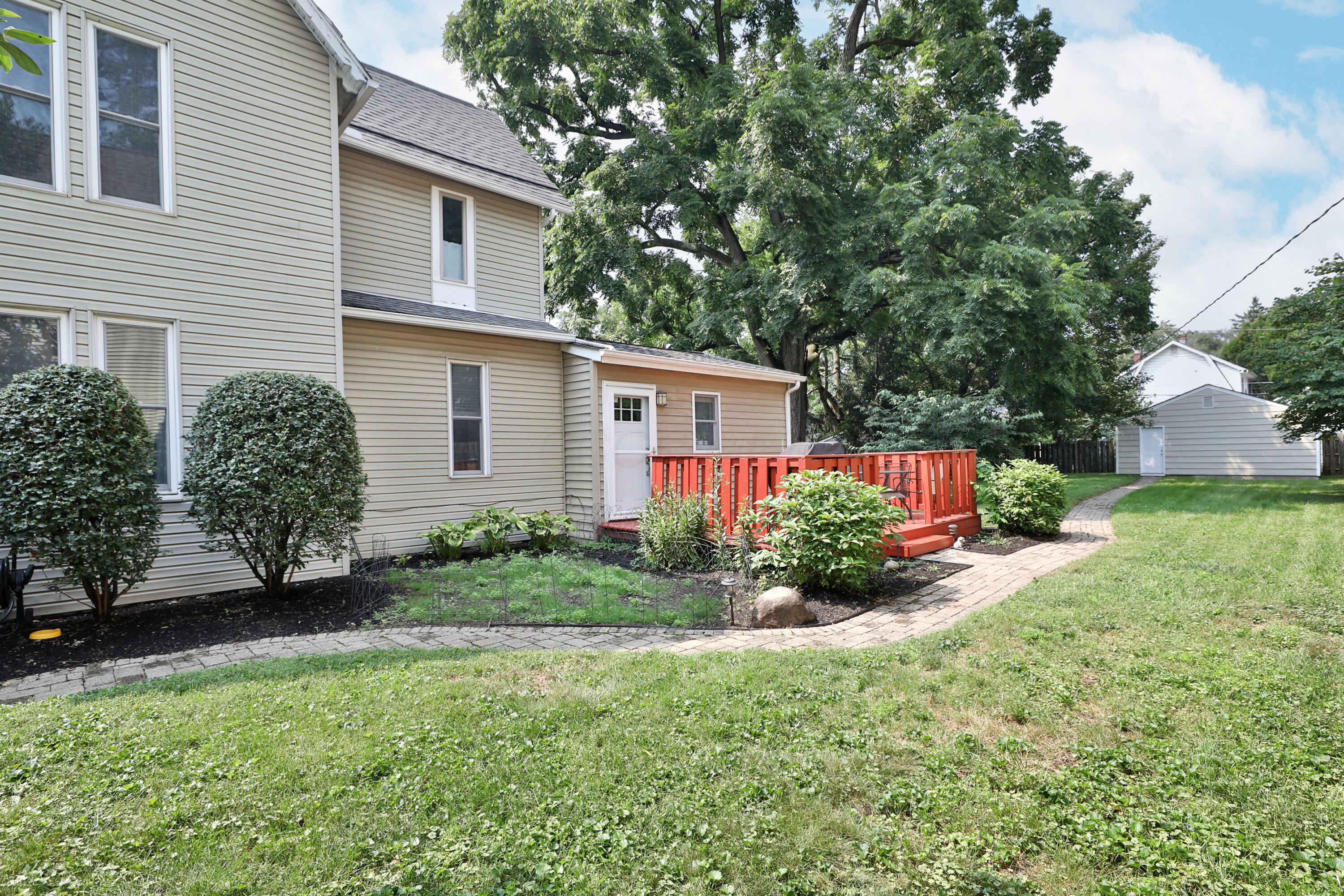 120 W Como Avenue Property Photo 39