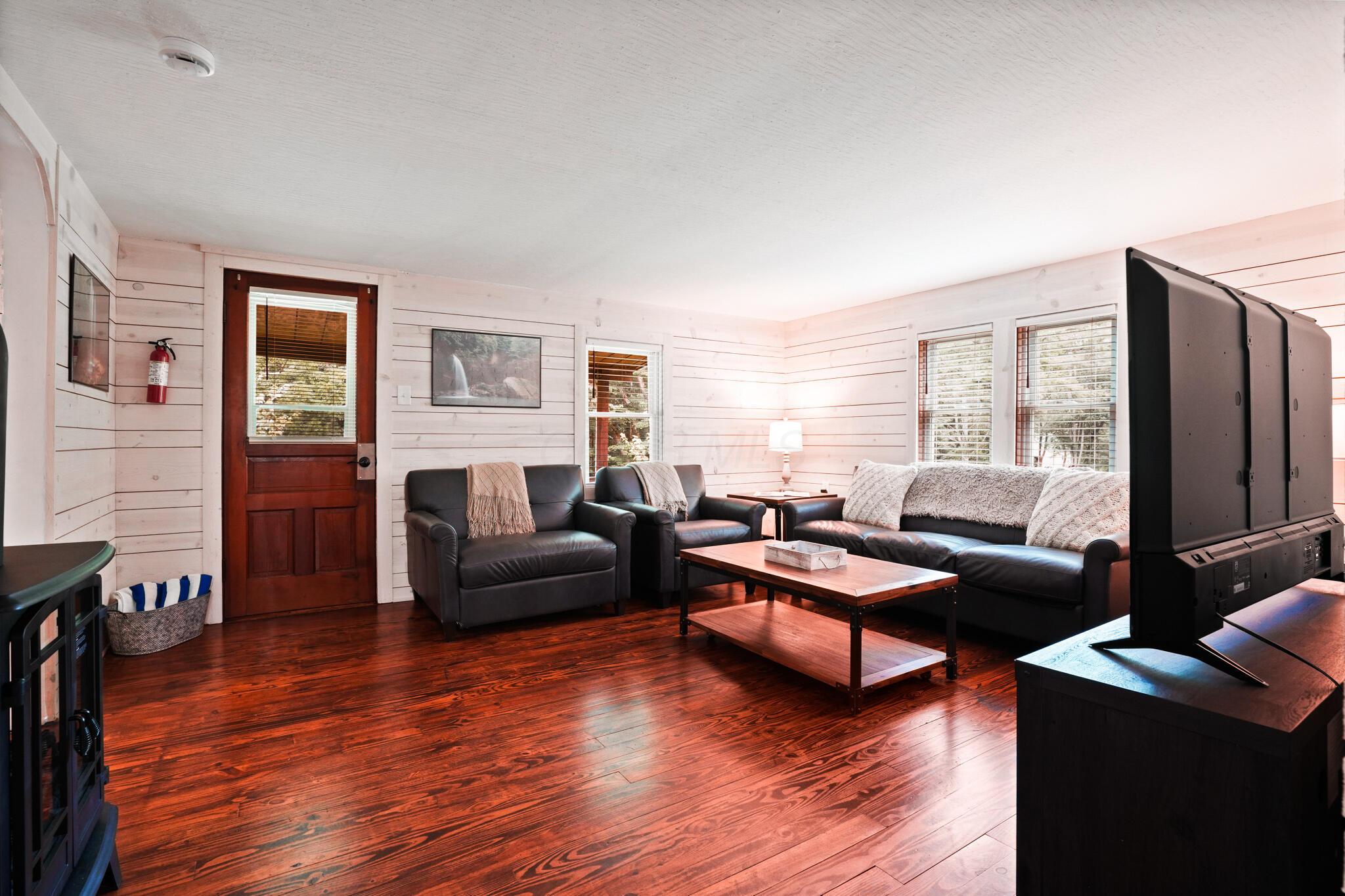 23458 Goose Creek Road Property Photo 6