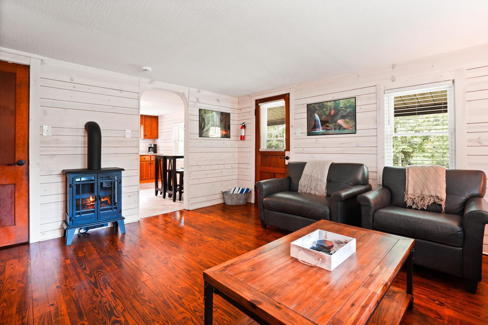 23458 Goose Creek Road Property Photo 7