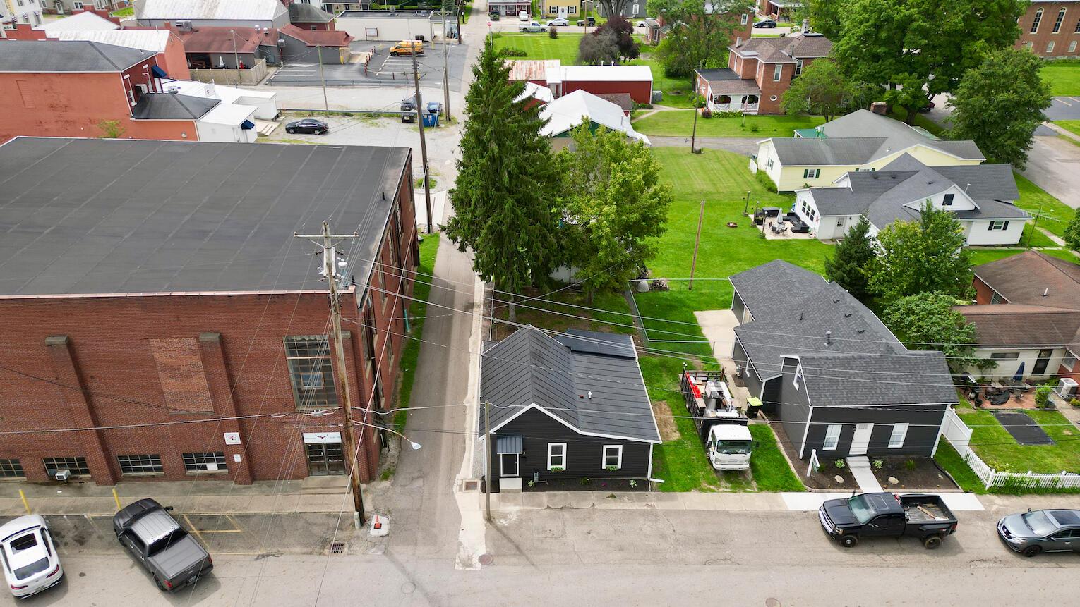 2 W Ing Street Property Photo 11