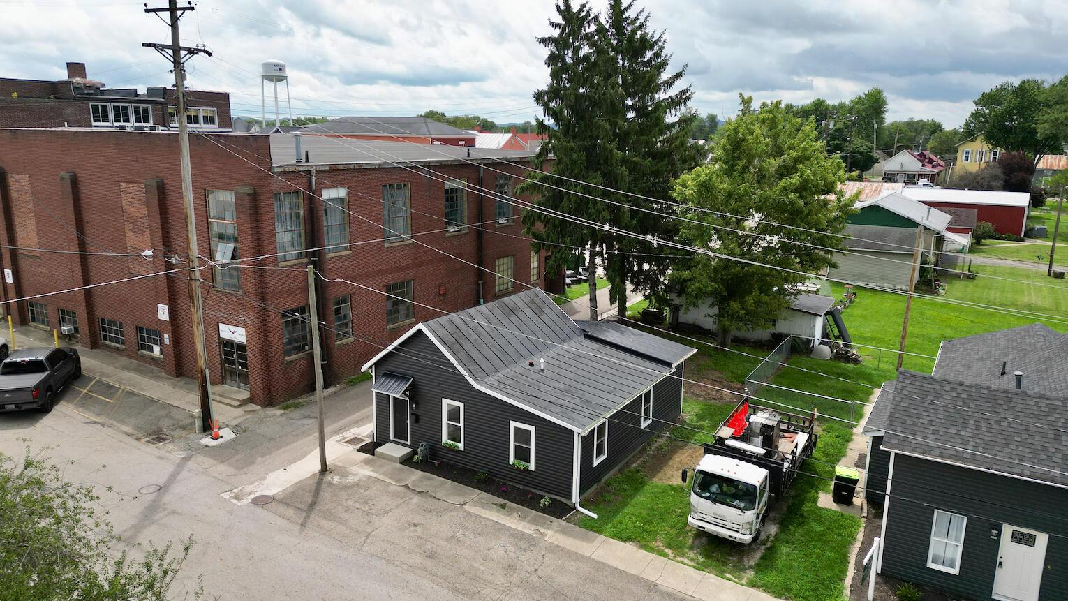 2 W Ing Street Property Photo 24