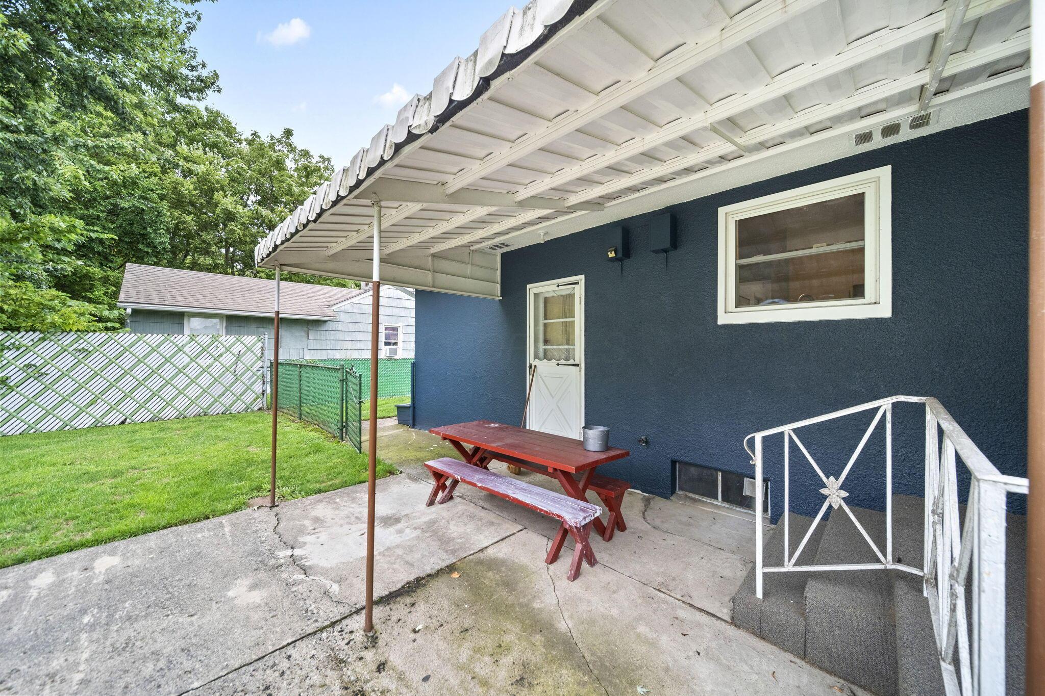 3496 Wicklow Road Property Photo 38