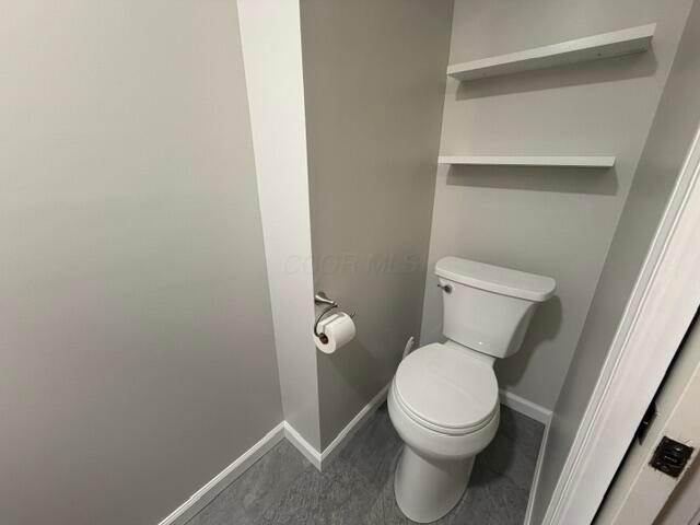 1900 Lakeview Drive Property Photo 9