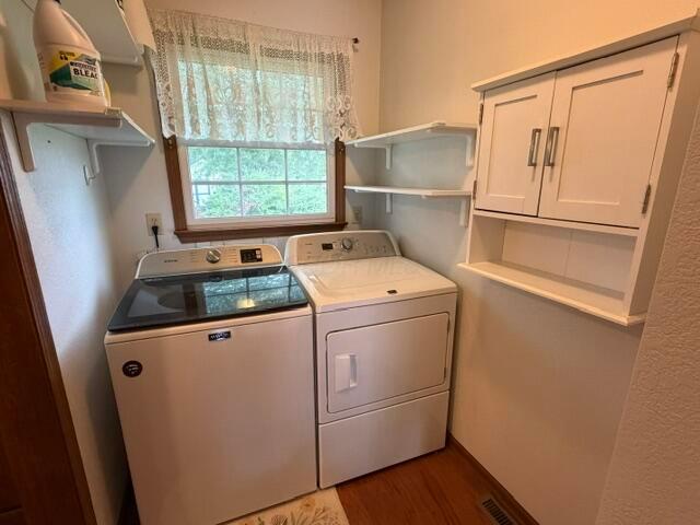 1900 Lakeview Drive Property Photo 15