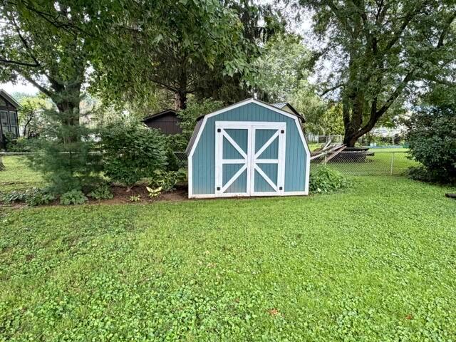 1900 Lakeview Drive Property Photo 17