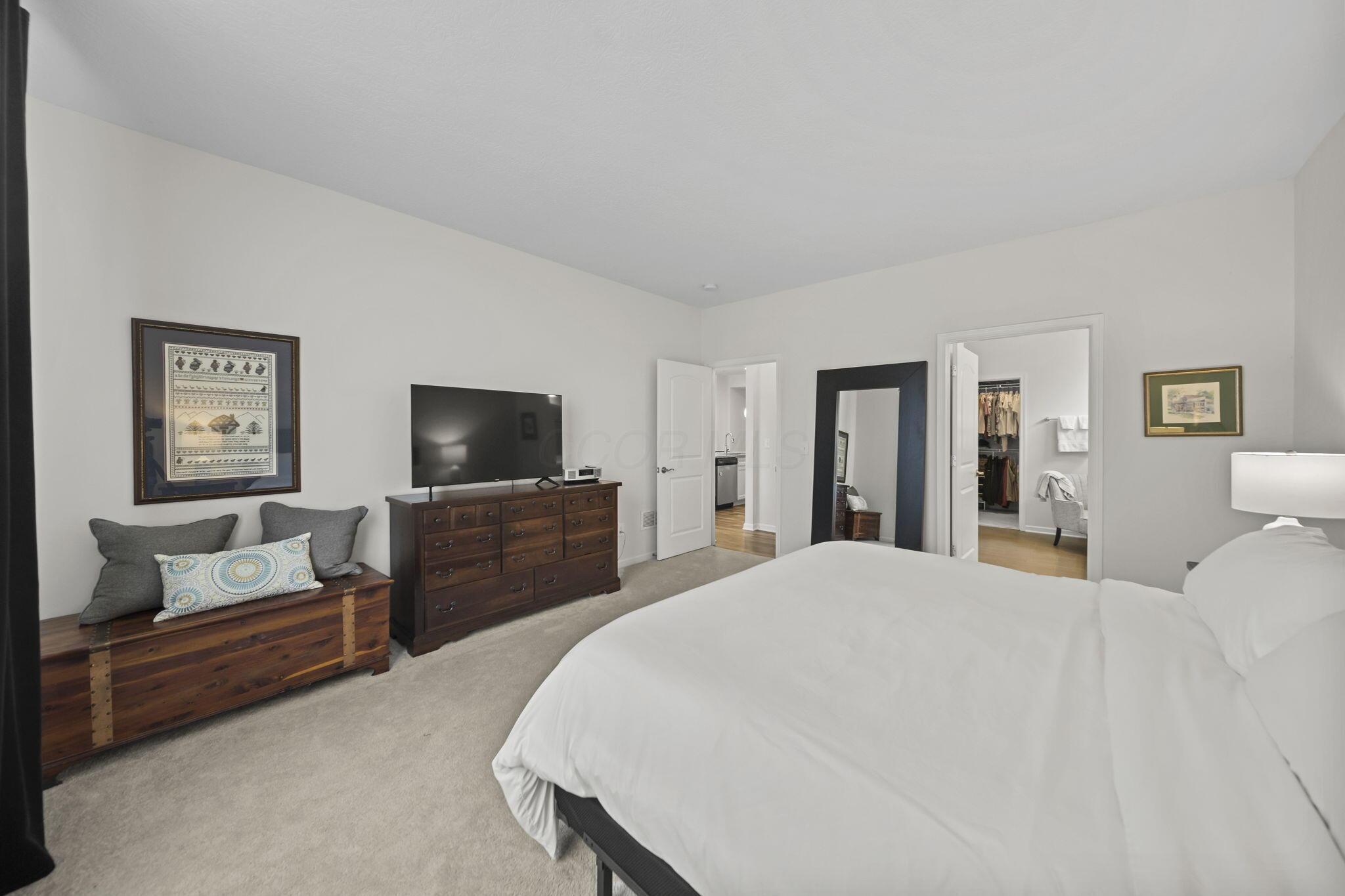 251 Solstice Road Property Photo 24