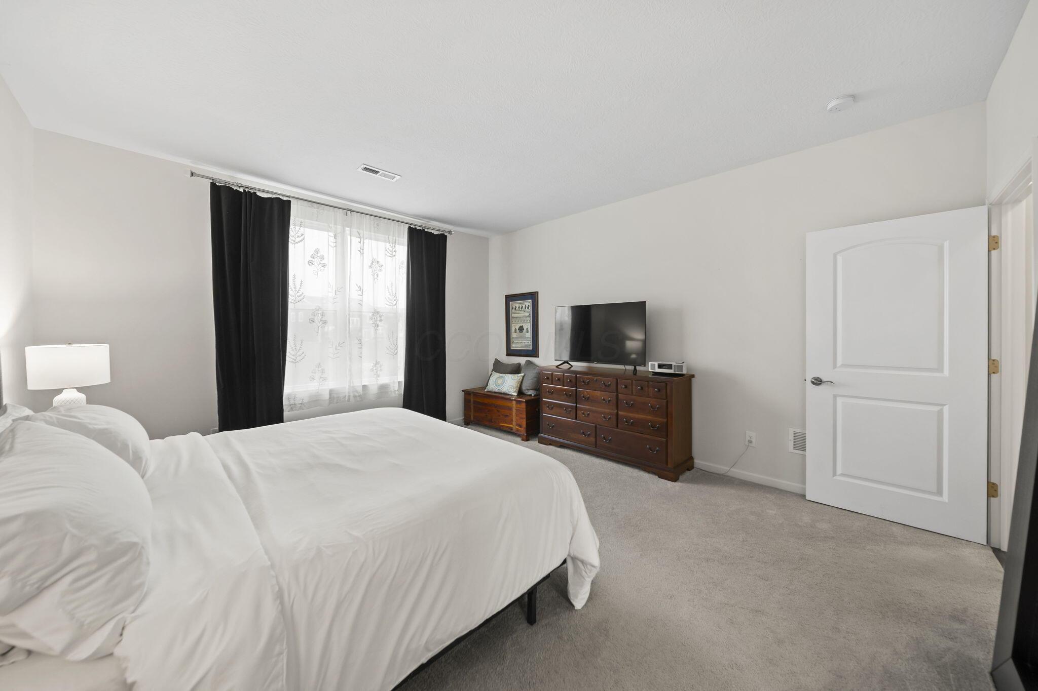 251 Solstice Road Property Photo 25