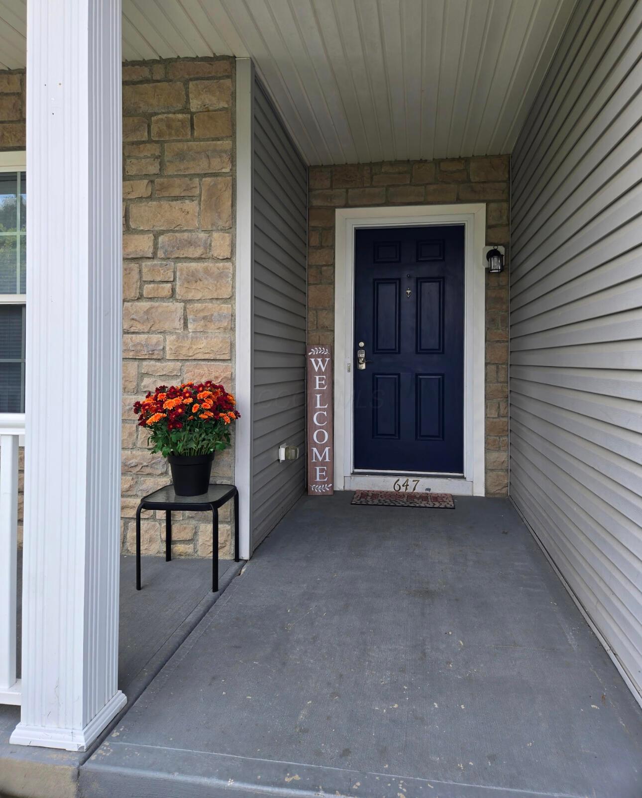 647 Keltonhurst Drive Property Photo 2