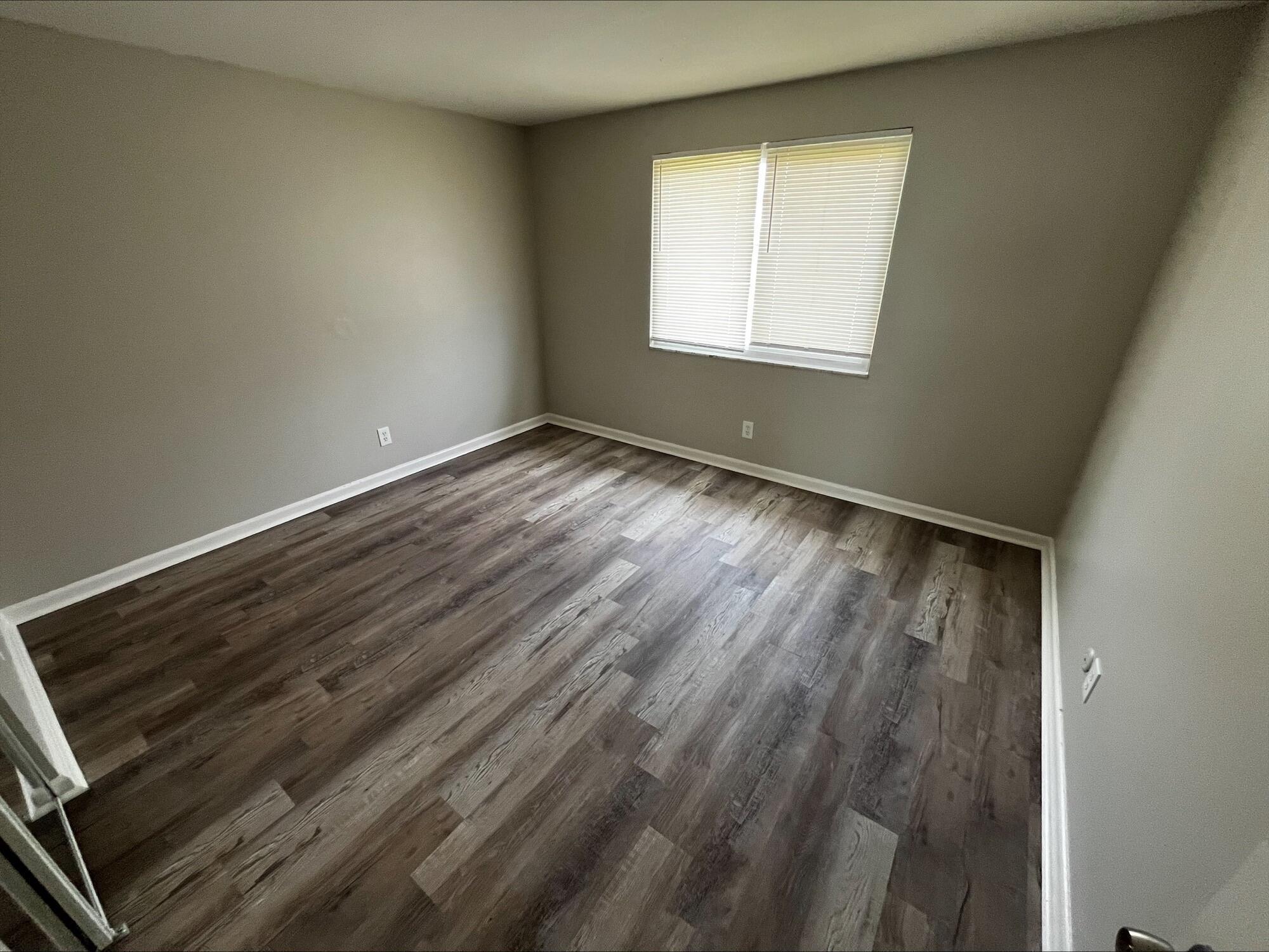4677 Hilton Avenue, D Property Photo 4