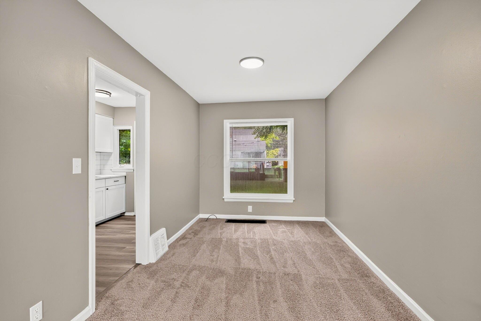3444 Kimberly Avenue Property Photo 4