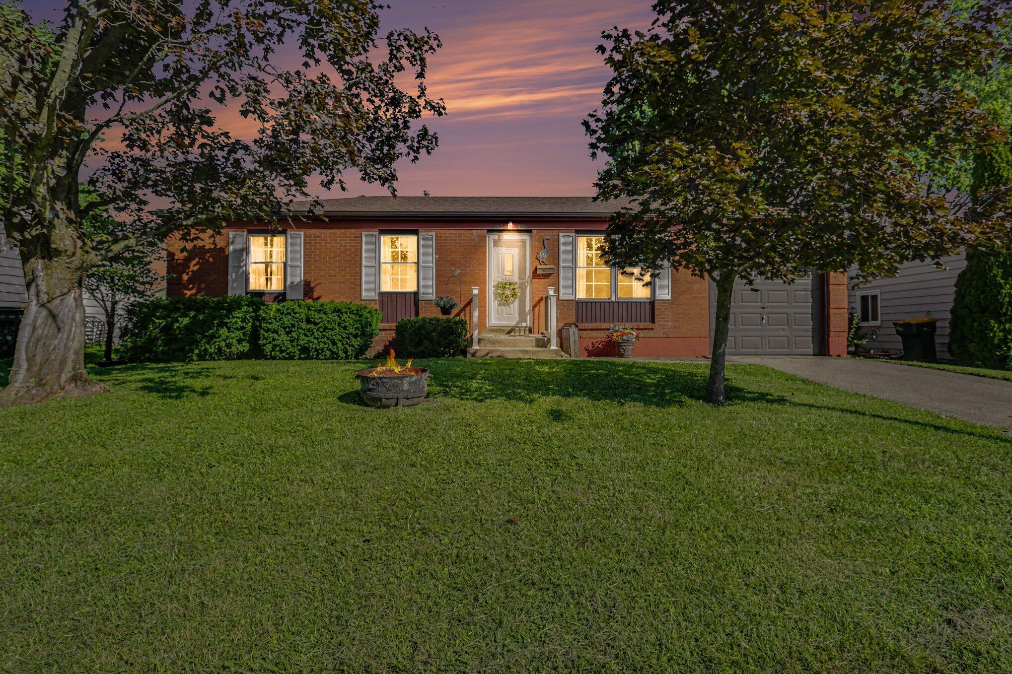 750 Crescent Drive Property Photo 1